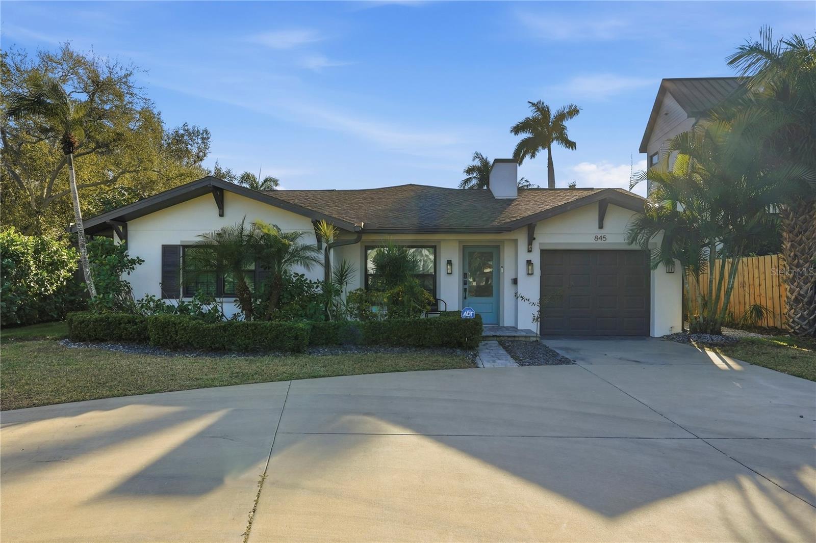 845 SNELL ISLE BLVD NE, ST PETERSBURG, FL, 33704