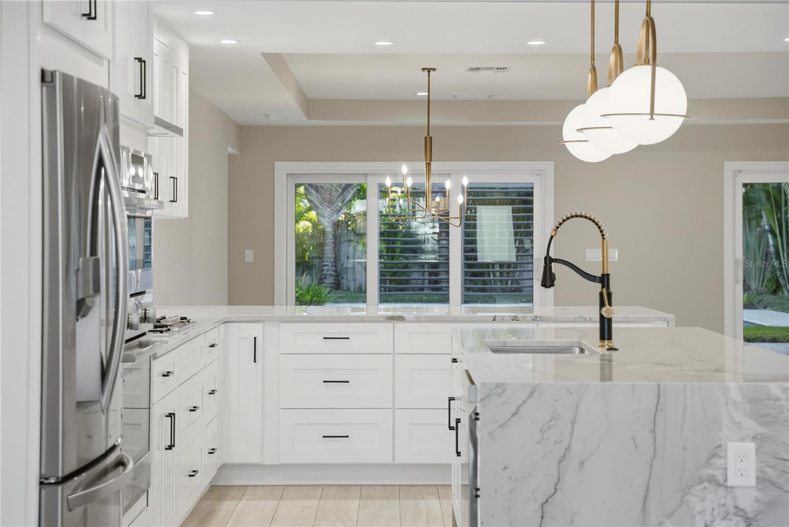 845 SNELL ISLE BLVD NE, ST PETERSBURG, FL, 33704