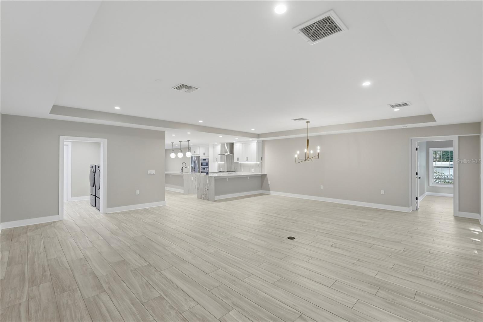 845 SNELL ISLE BLVD NE, ST PETERSBURG, FL, 33704