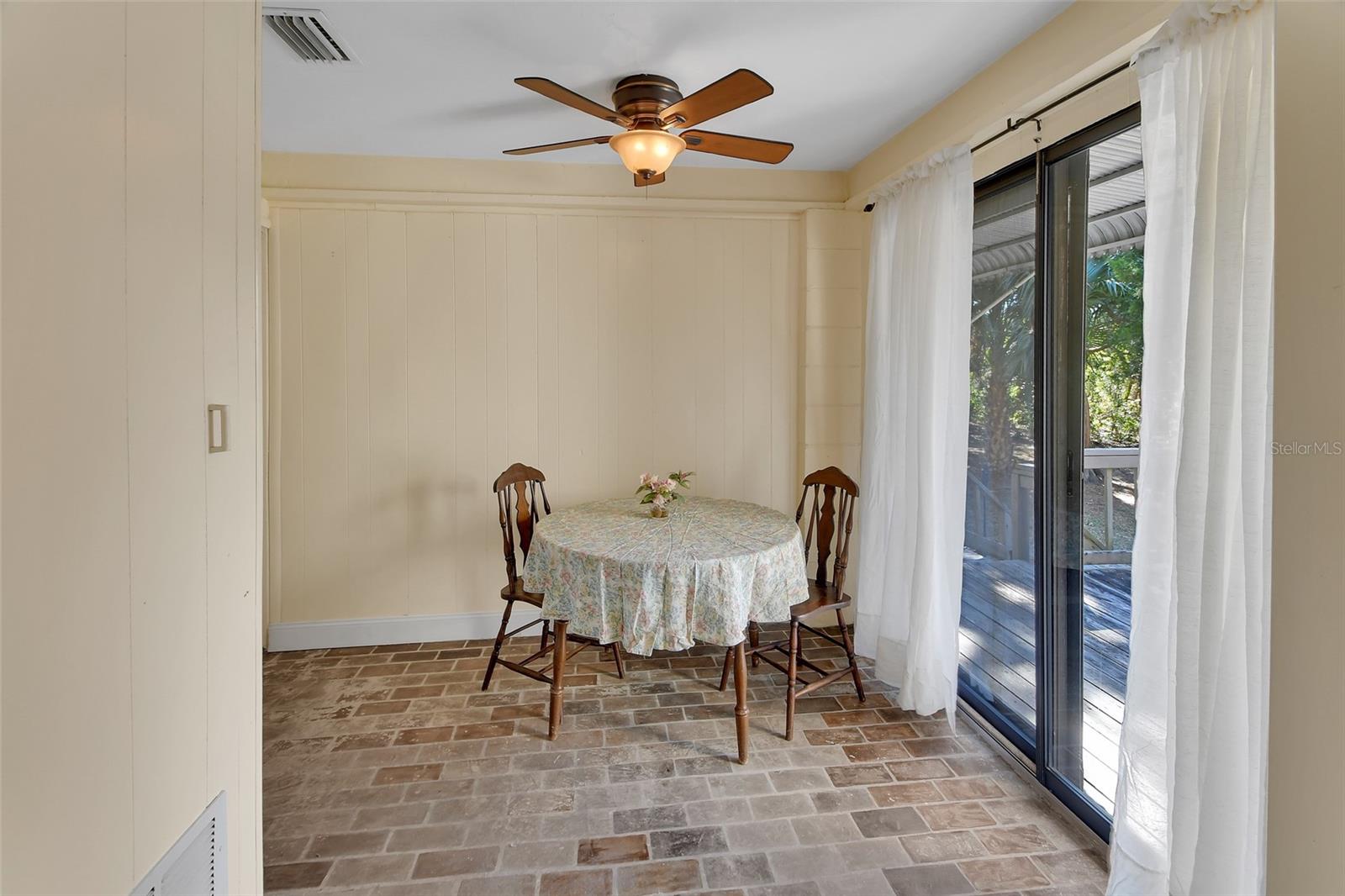 60 MADERA RD, DEBARY, FL, 32713