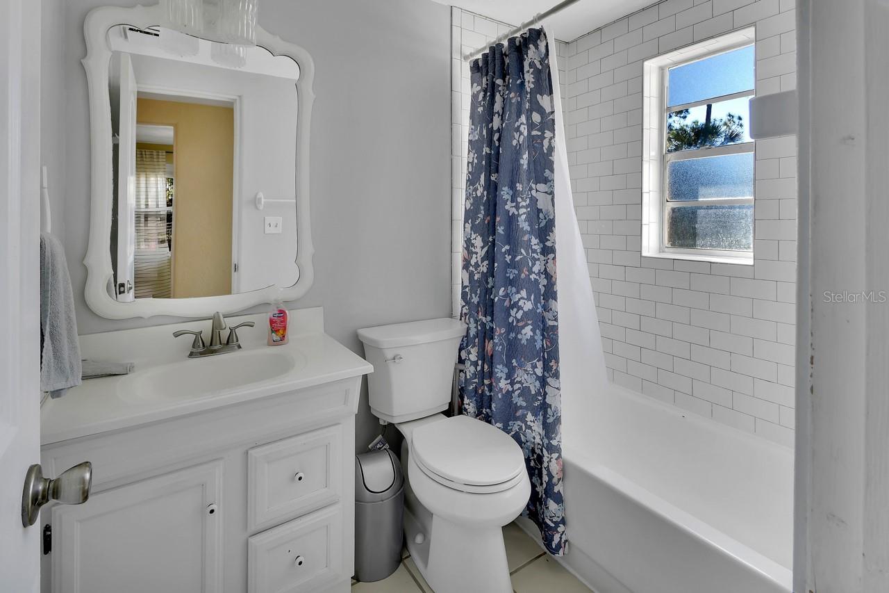 60 MADERA RD, DEBARY, FL, 32713