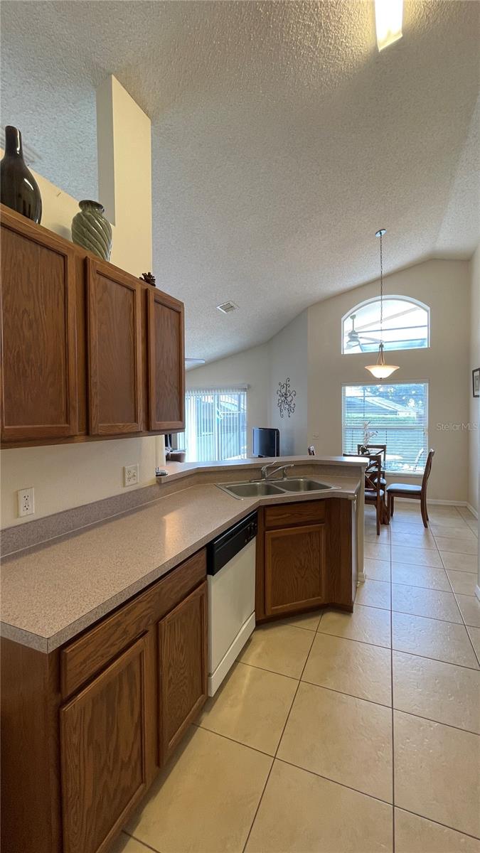 1327 CASTERTON CIR, DAVENPORT, FL, 33897