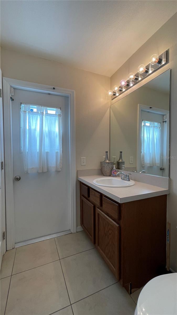 1327 CASTERTON CIR, DAVENPORT, FL, 33897