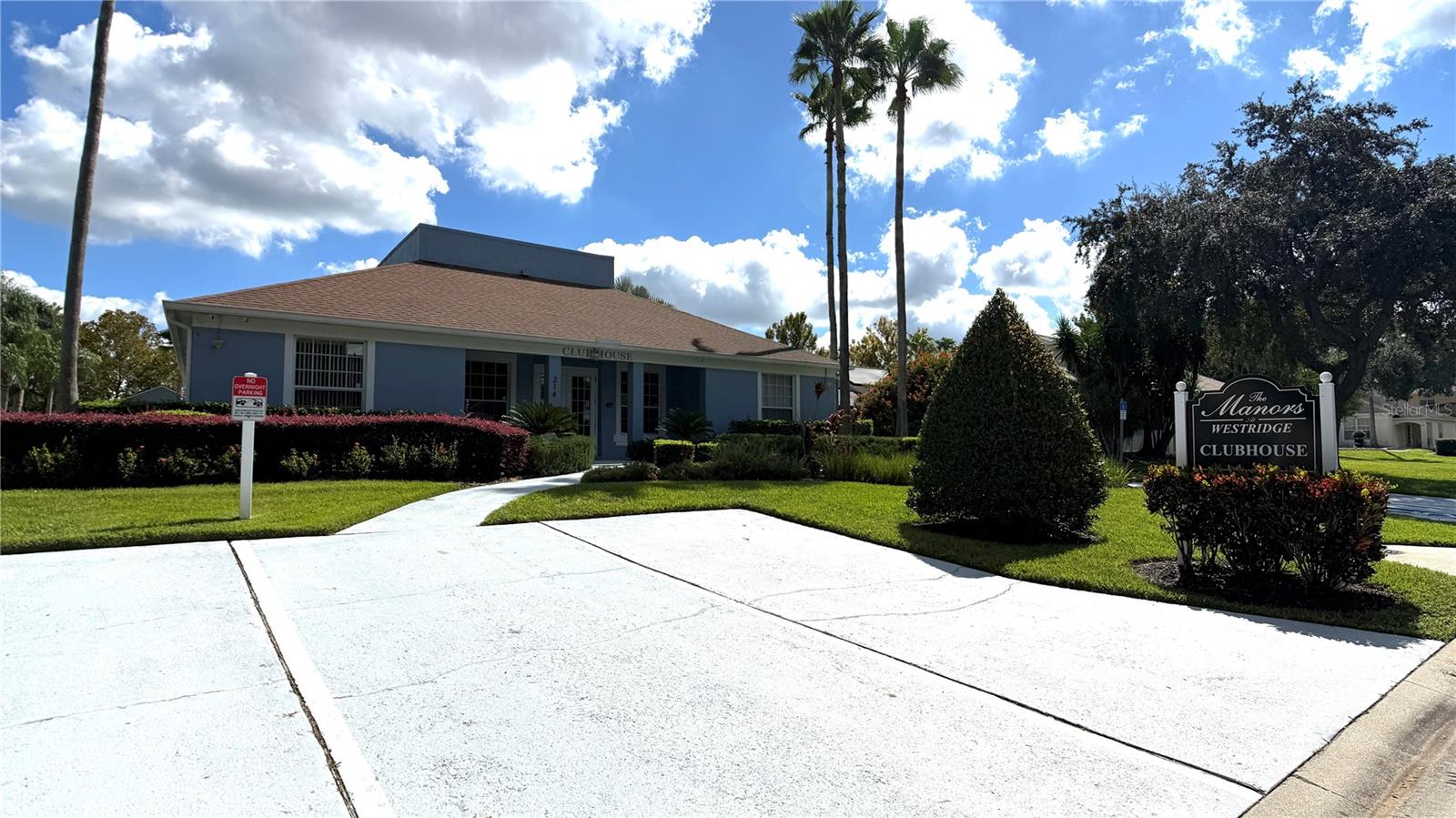 1327 CASTERTON CIR, DAVENPORT, FL, 33897