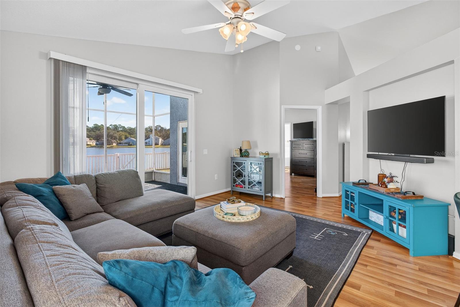 8621 MANASSAS RD, TAMPA, FL, 33635