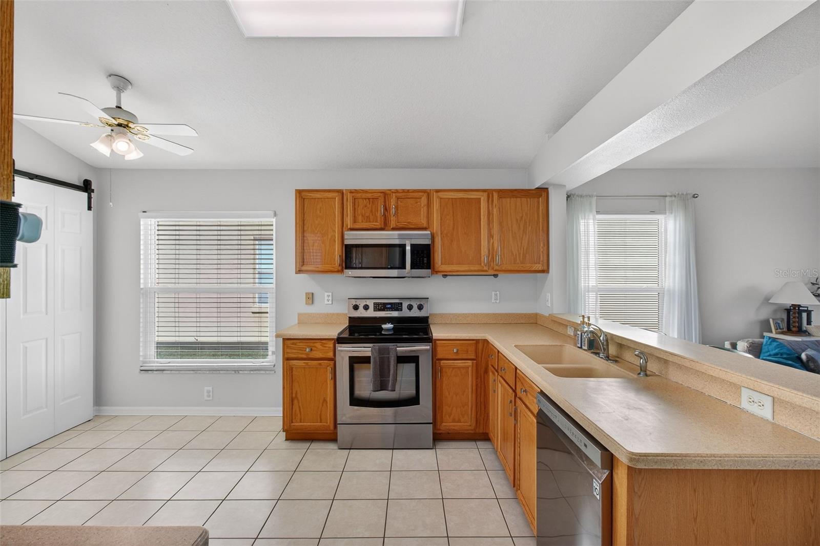 8621 MANASSAS RD, TAMPA, FL, 33635