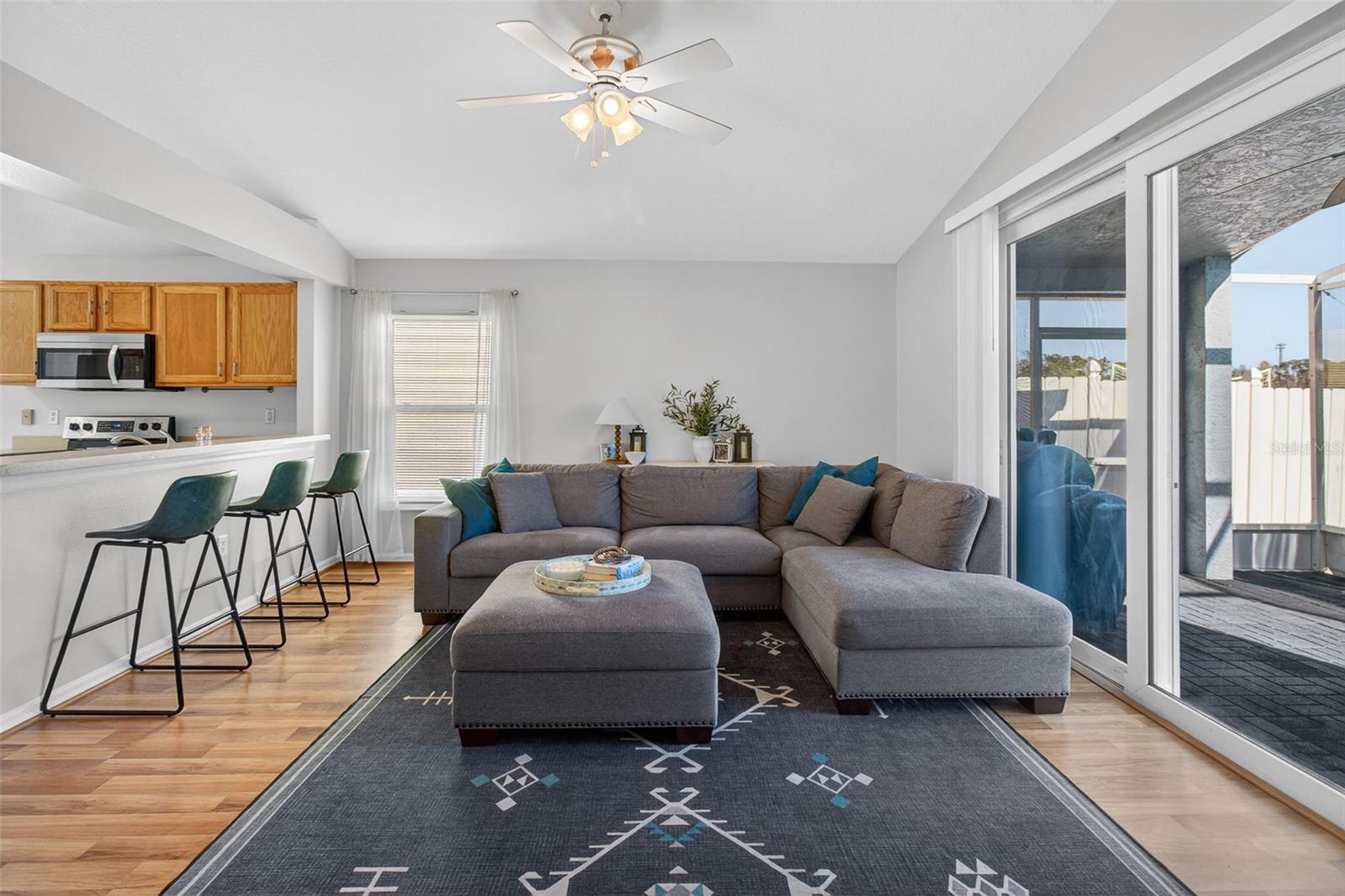 8621 MANASSAS RD, TAMPA, FL, 33635