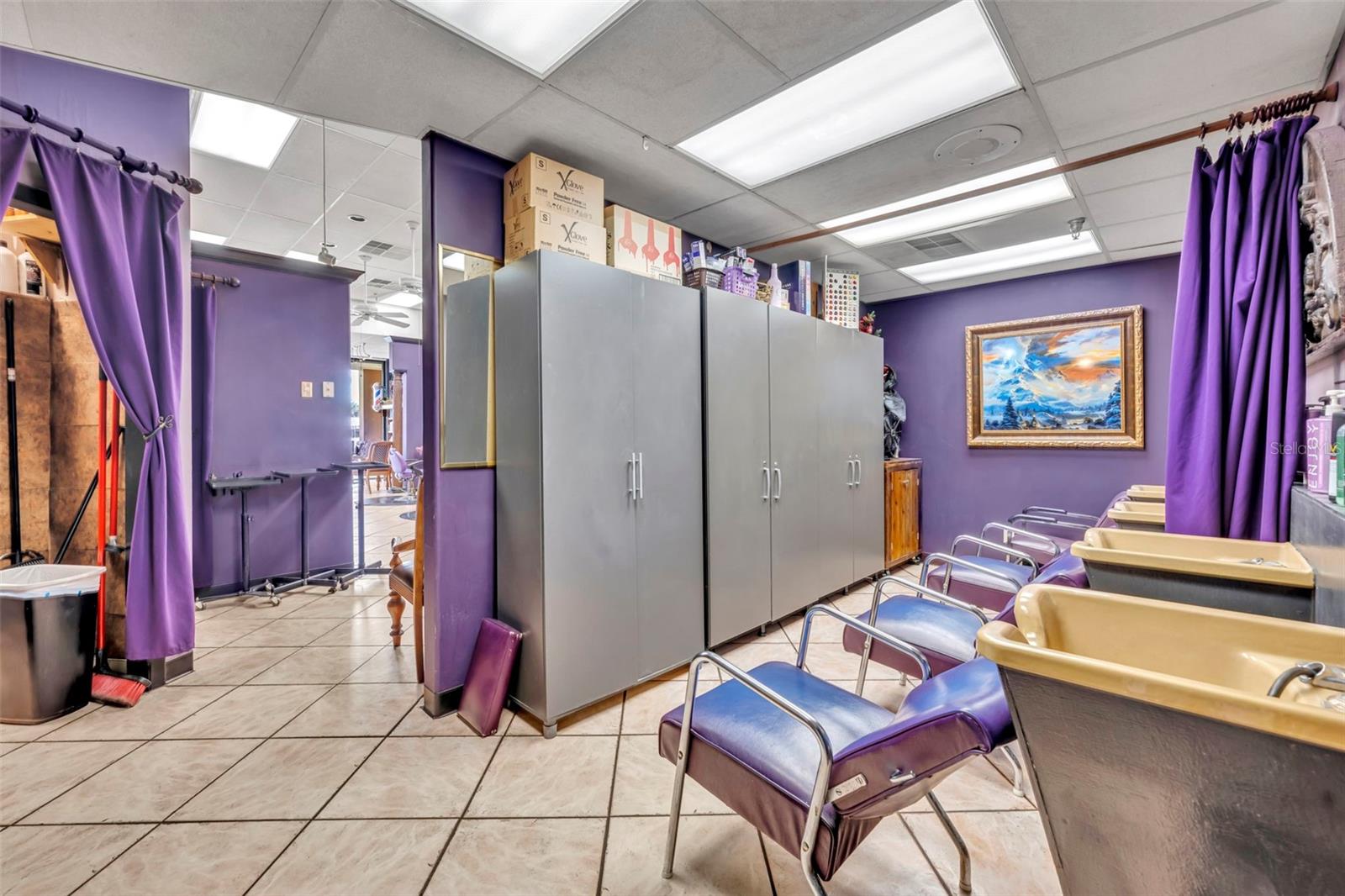 ALTAMONTE SPRINGS, FL, 32701