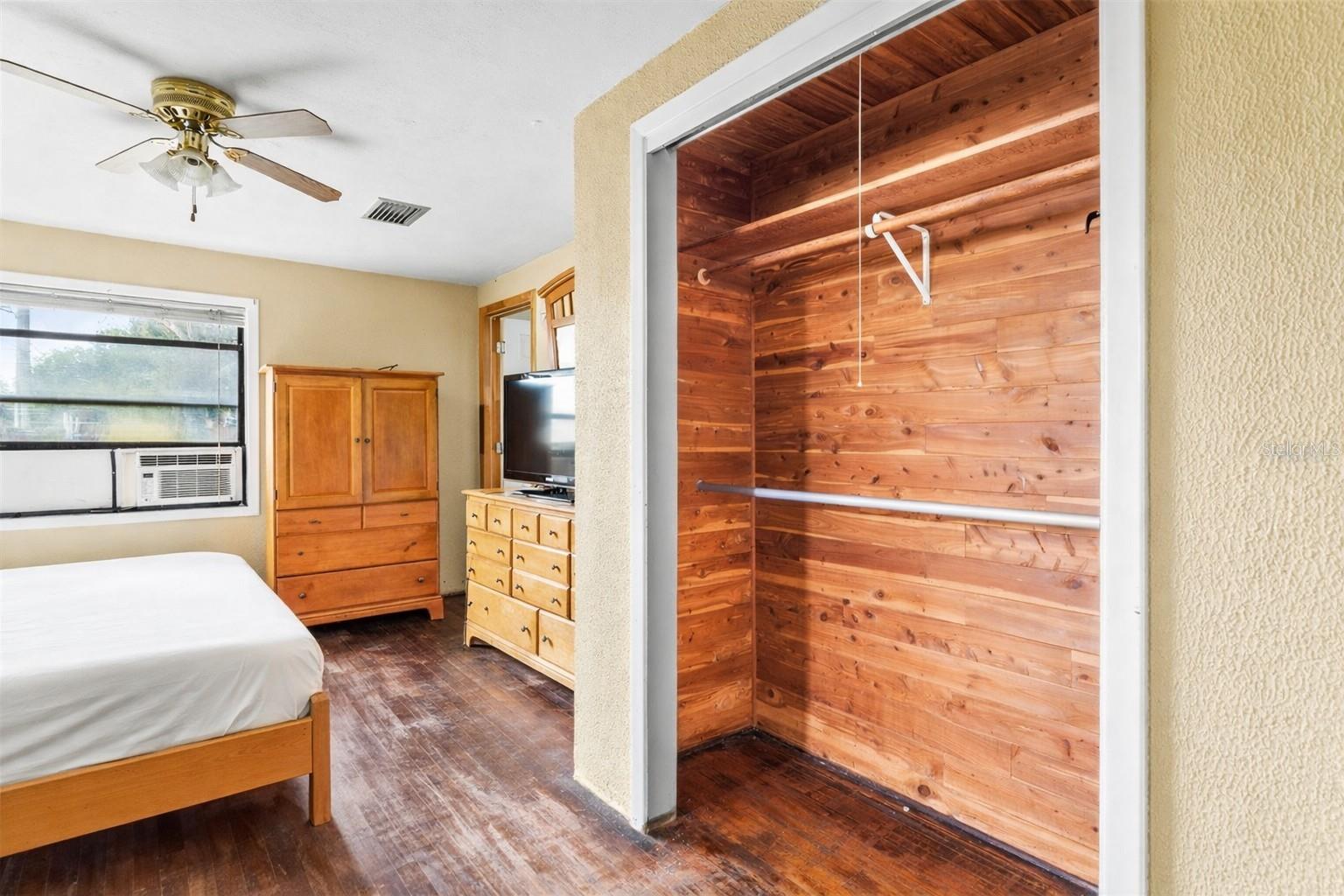 4402 W LANCASTER ST, TAMPA, FL, 33616