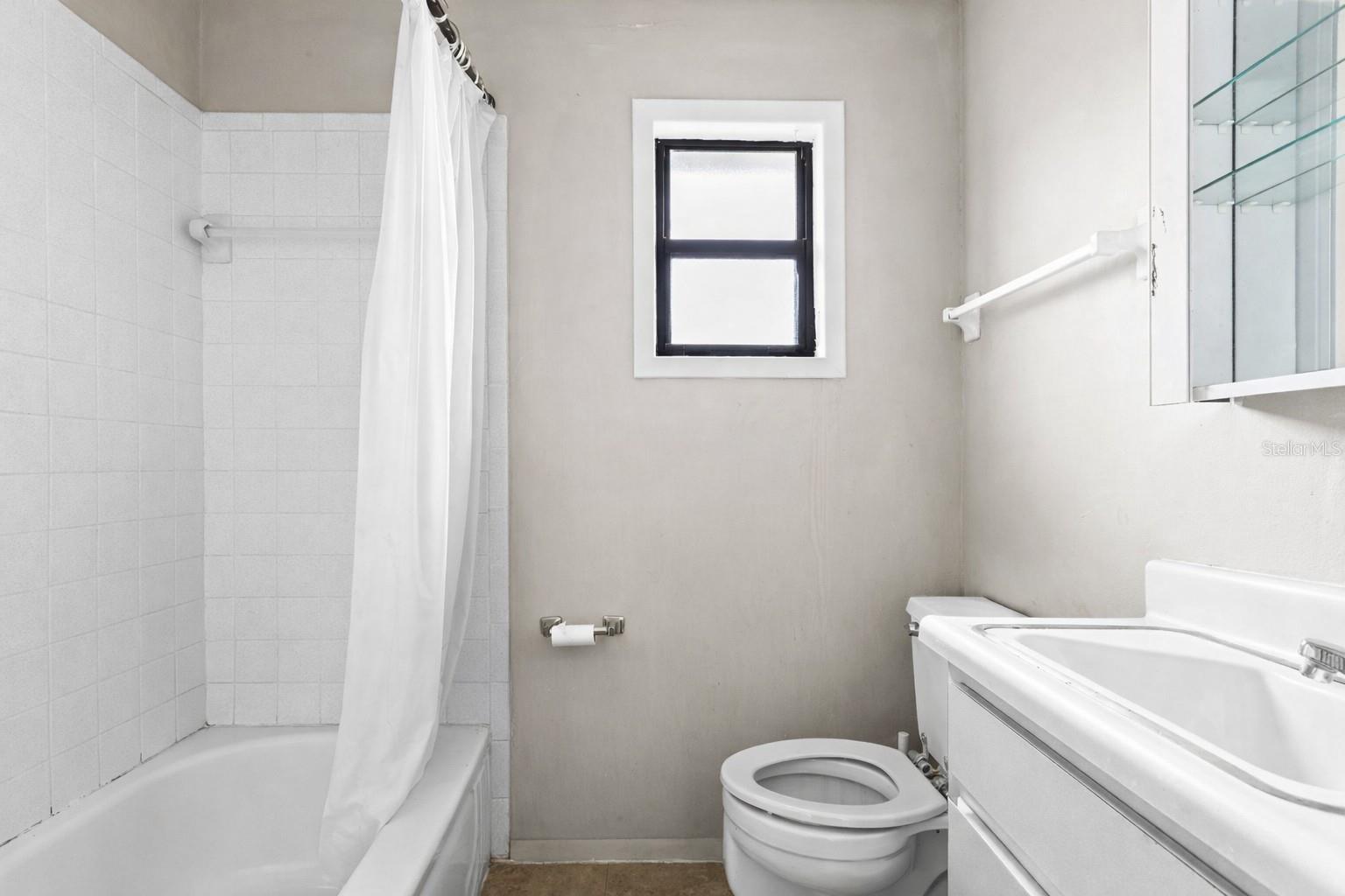 4402 W LANCASTER ST, TAMPA, FL, 33616