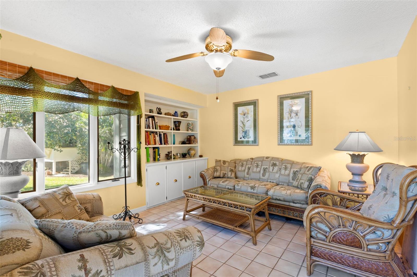 1013 CARAVEL CT, TARPON SPRINGS, FL, 34689