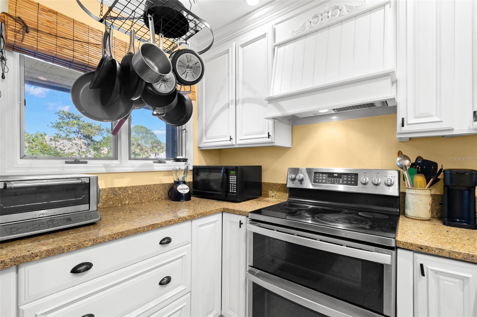 1013 CARAVEL CT, TARPON SPRINGS, FL, 34689