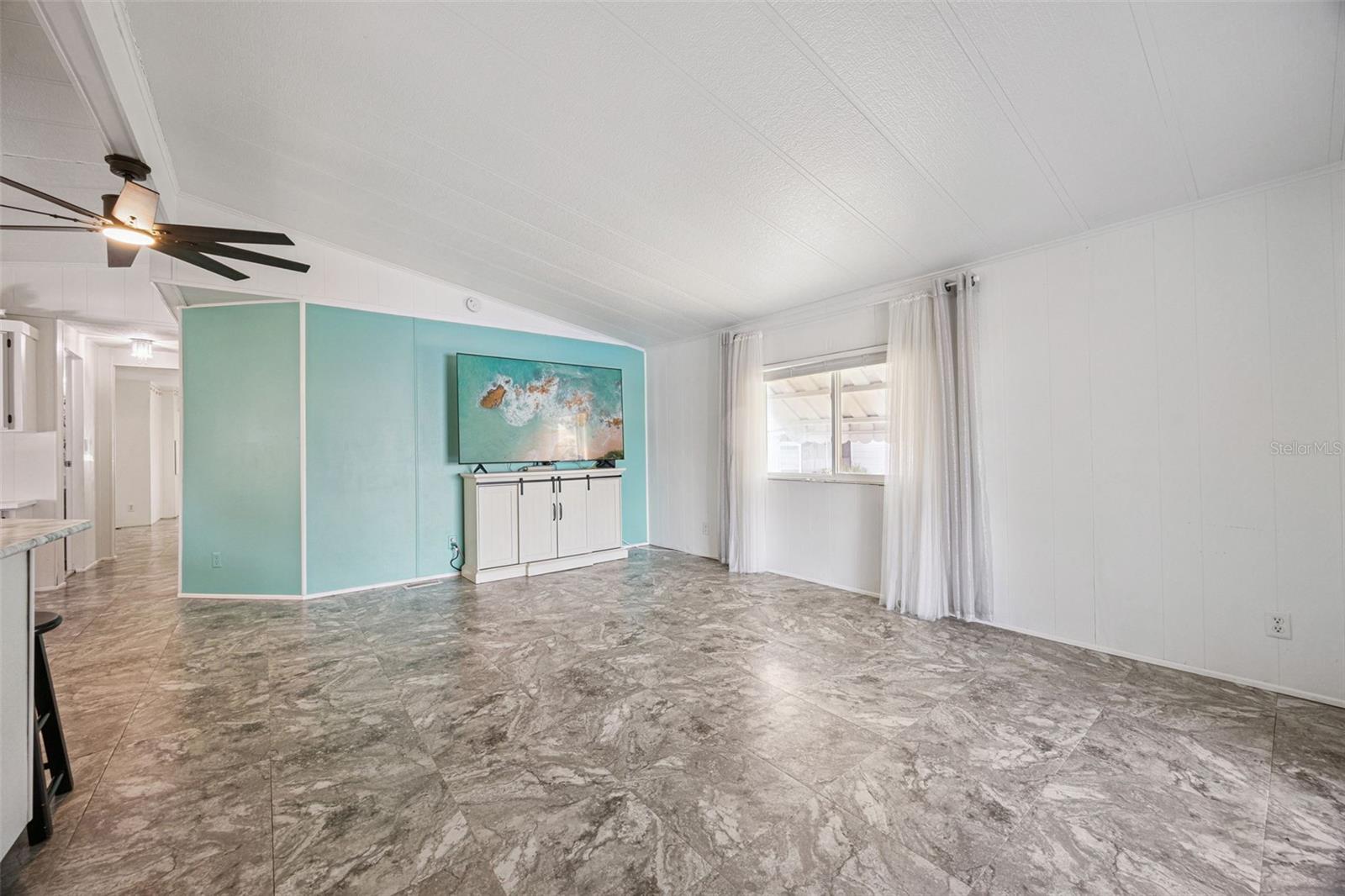 204 BAY CT, KISSIMMEE, FL, 34758