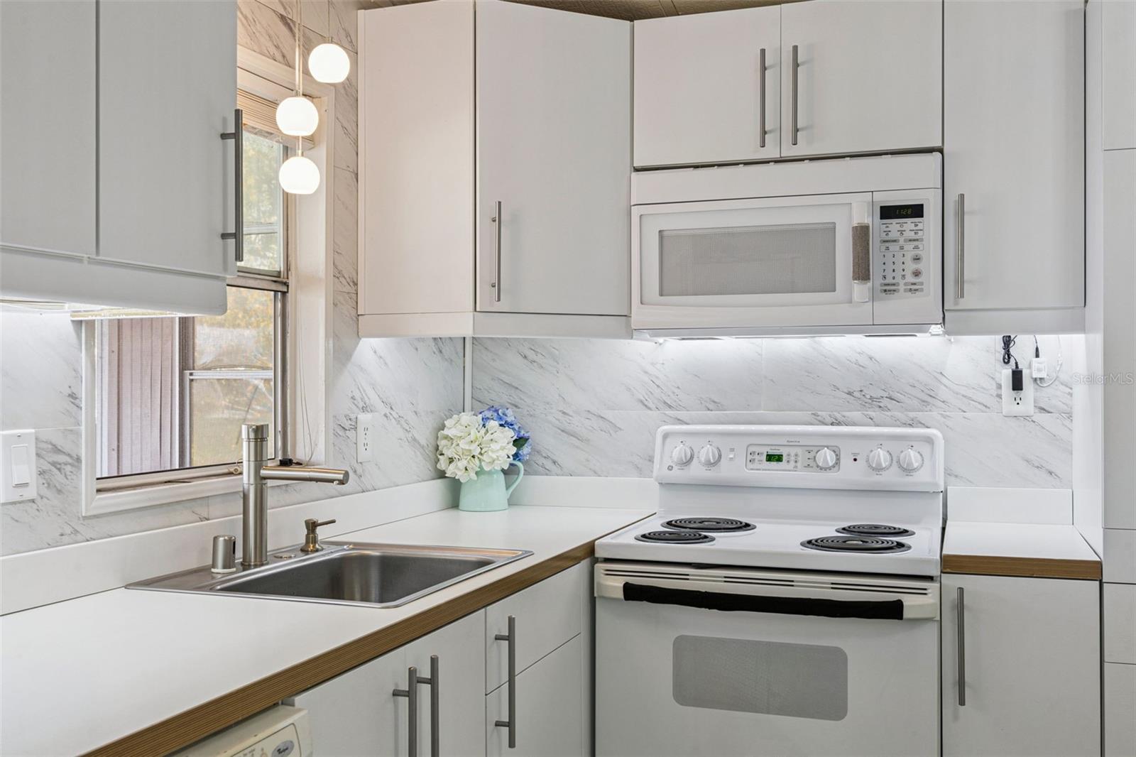 204 BAY CT, KISSIMMEE, FL, 34758