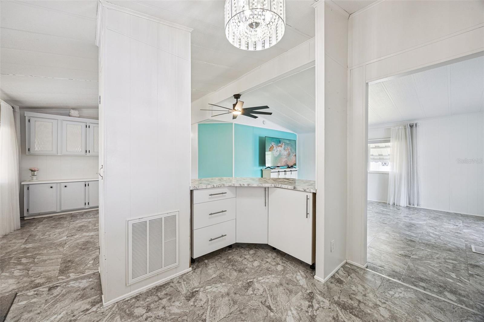 204 BAY CT, KISSIMMEE, FL, 34758