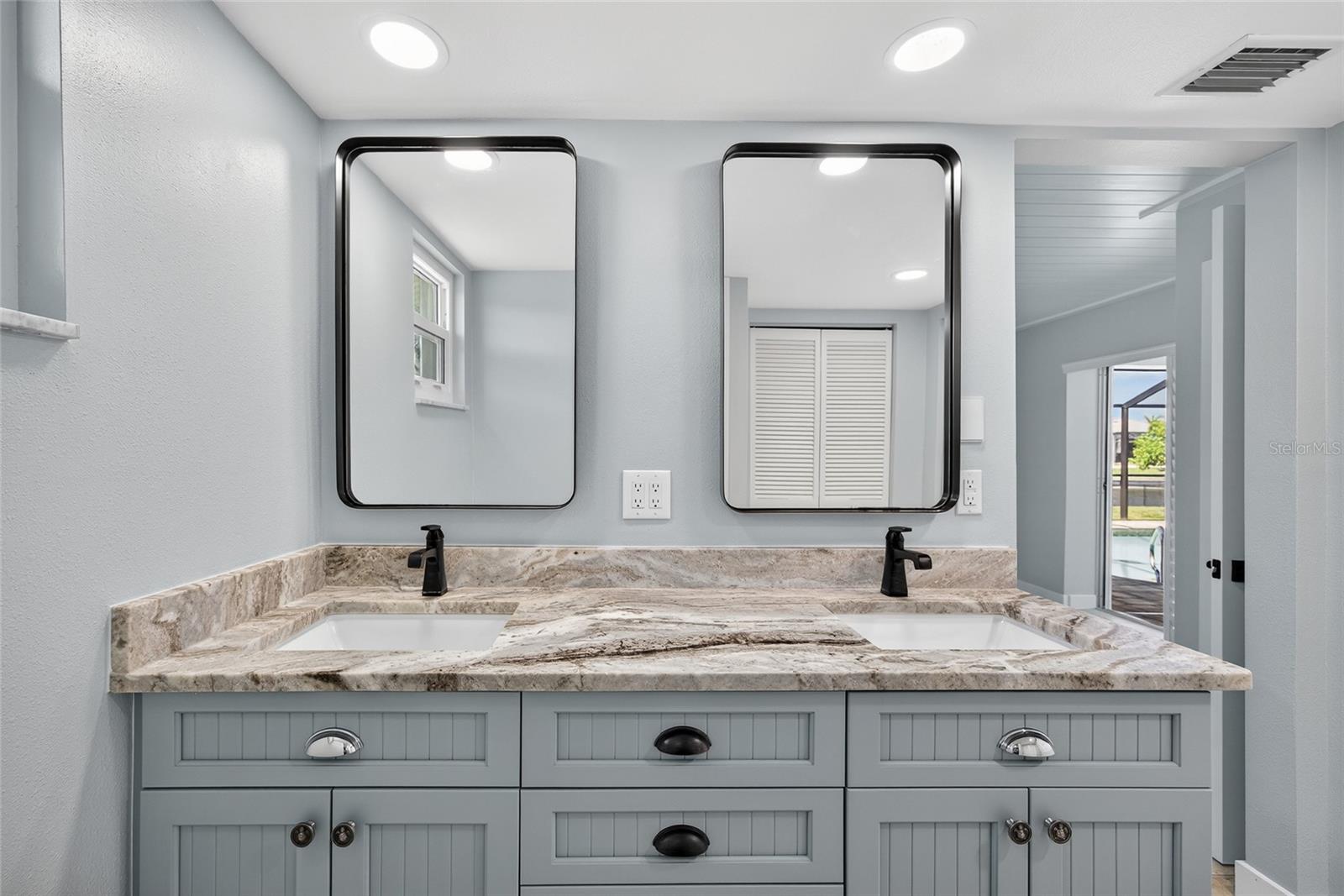 2448 ROSA LN, PUNTA GORDA, FL, 33950