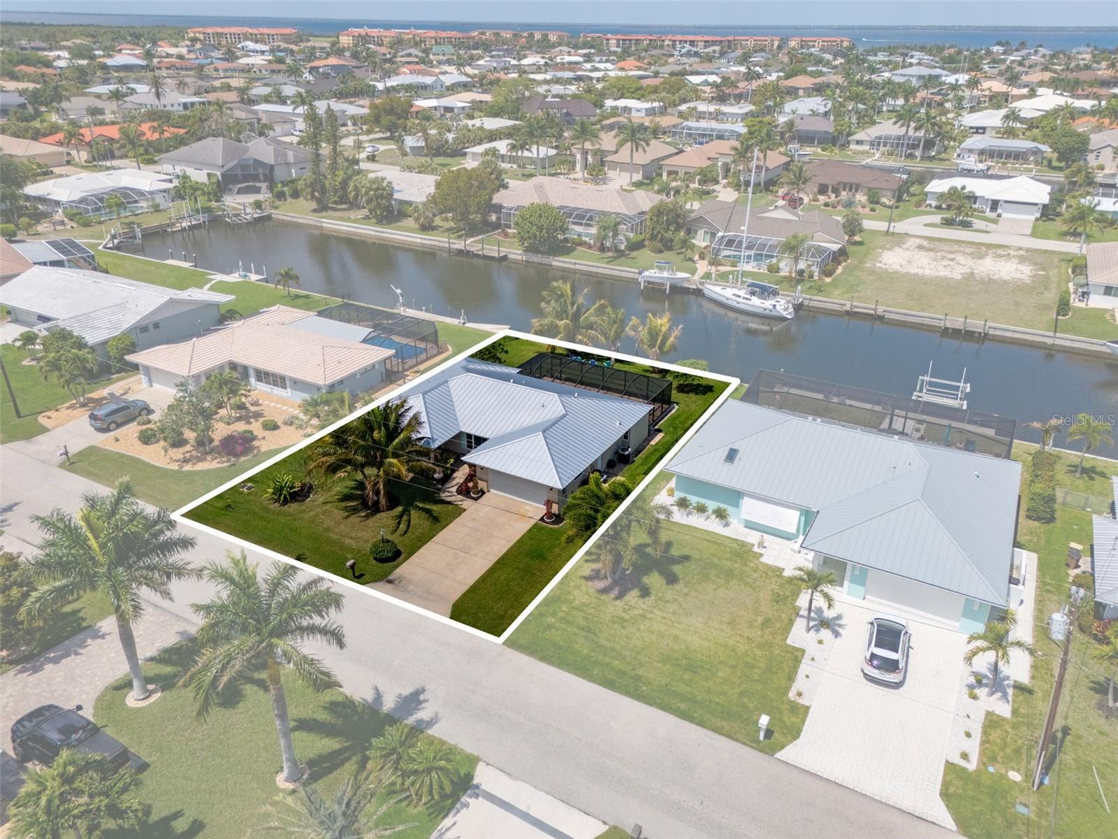 2448 ROSA LN, PUNTA GORDA, FL, 33950