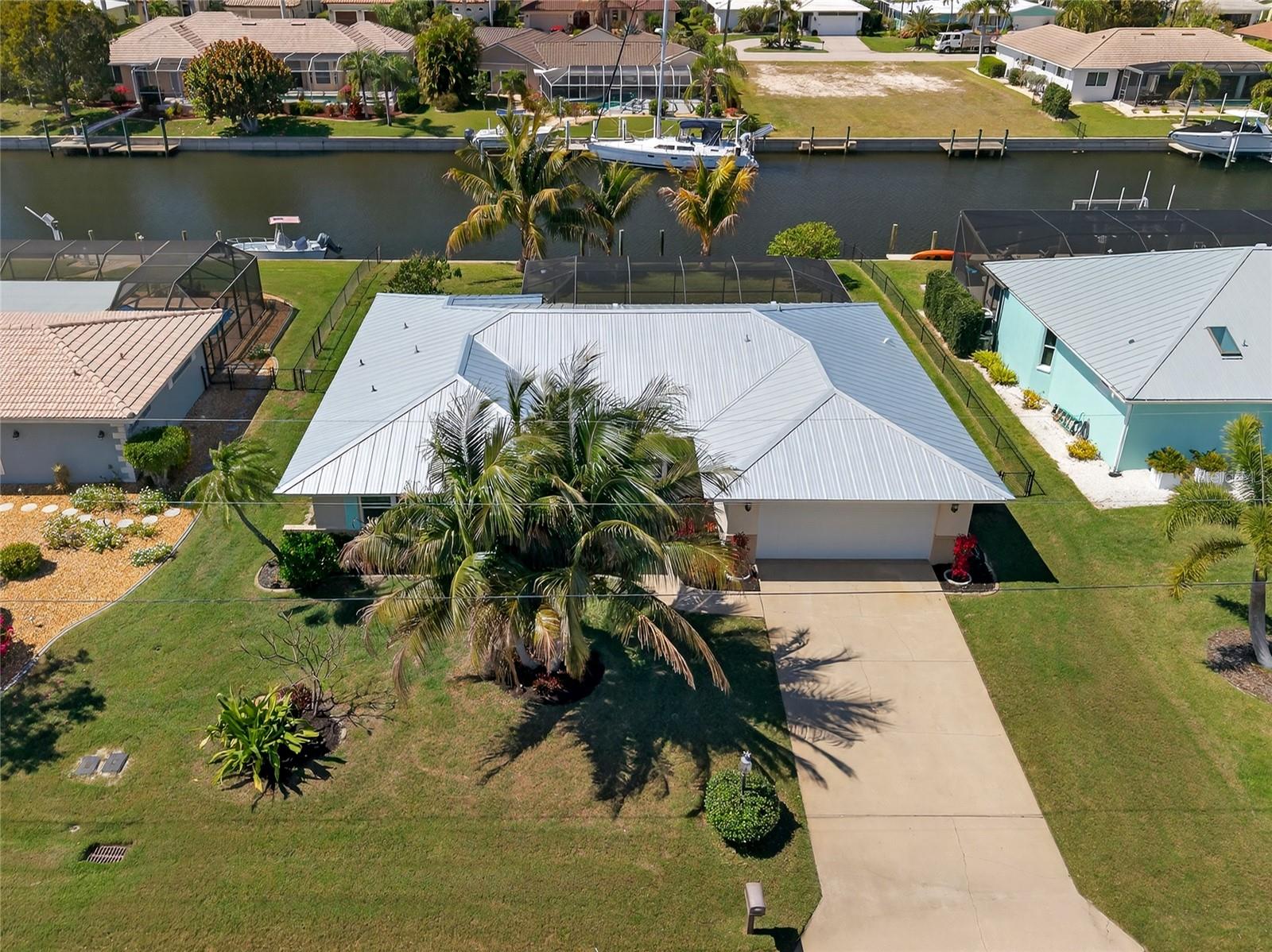 2448 ROSA LN, PUNTA GORDA, FL, 33950