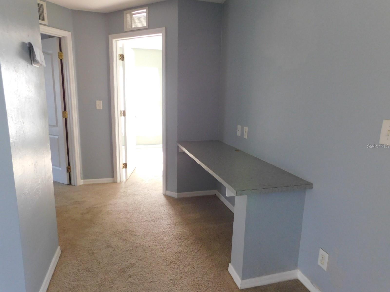 4009 E GATOR CIR, CAPE CORAL, FL, 33909