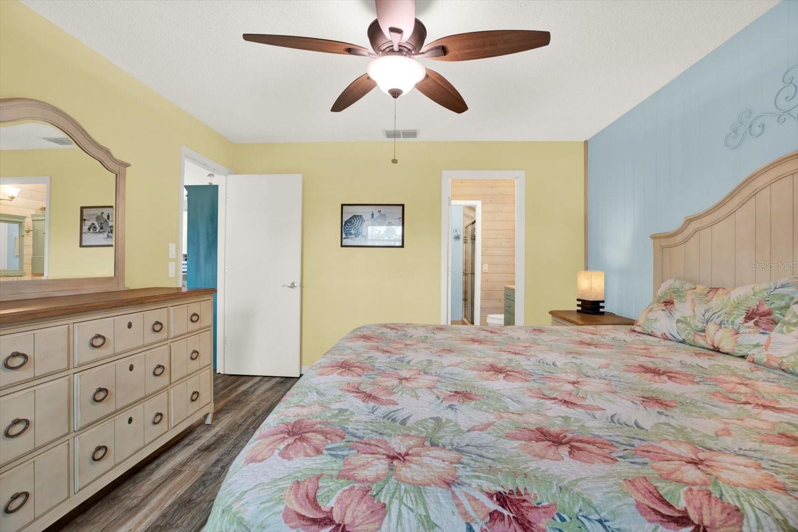 4909 GULF DR #6B, HOLMES BEACH, FL, 34217