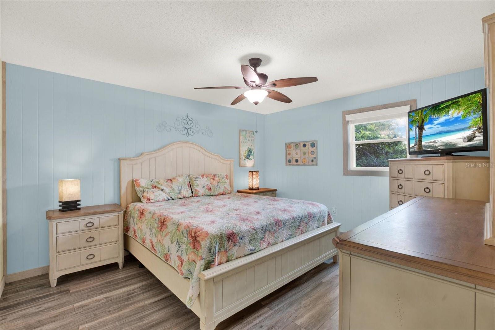 4909 GULF DR #6B, HOLMES BEACH, FL, 34217