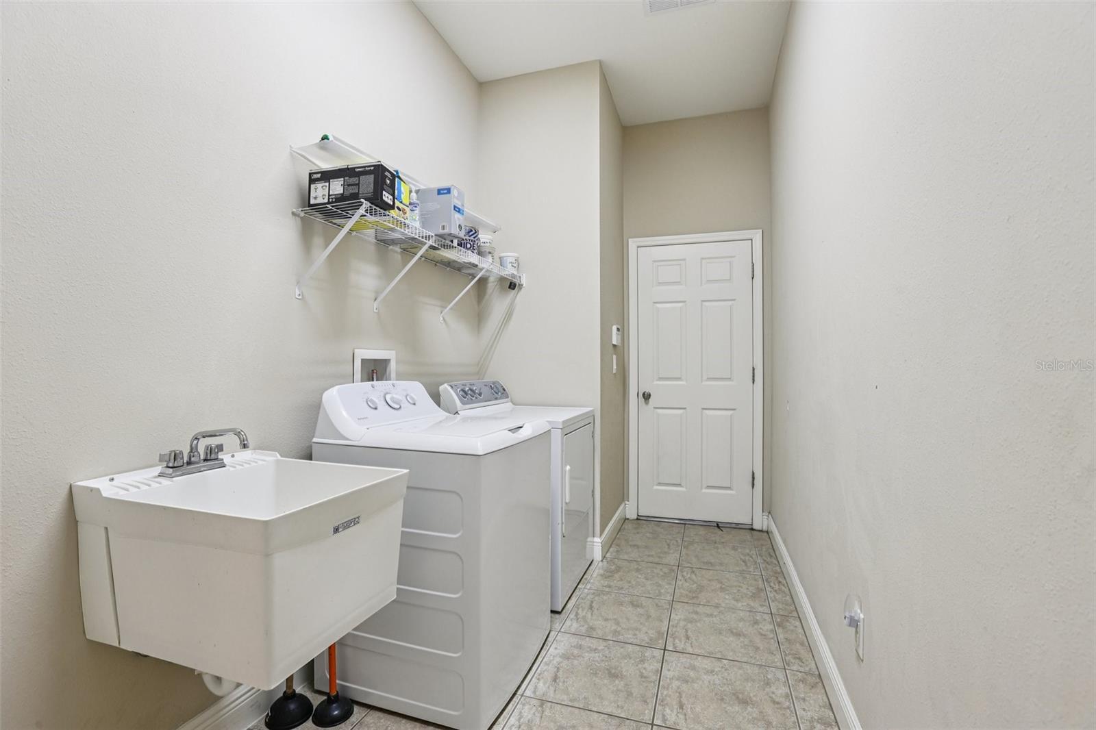 221 SUNSET CREST CT, APOLLO BEACH, FL, 33572