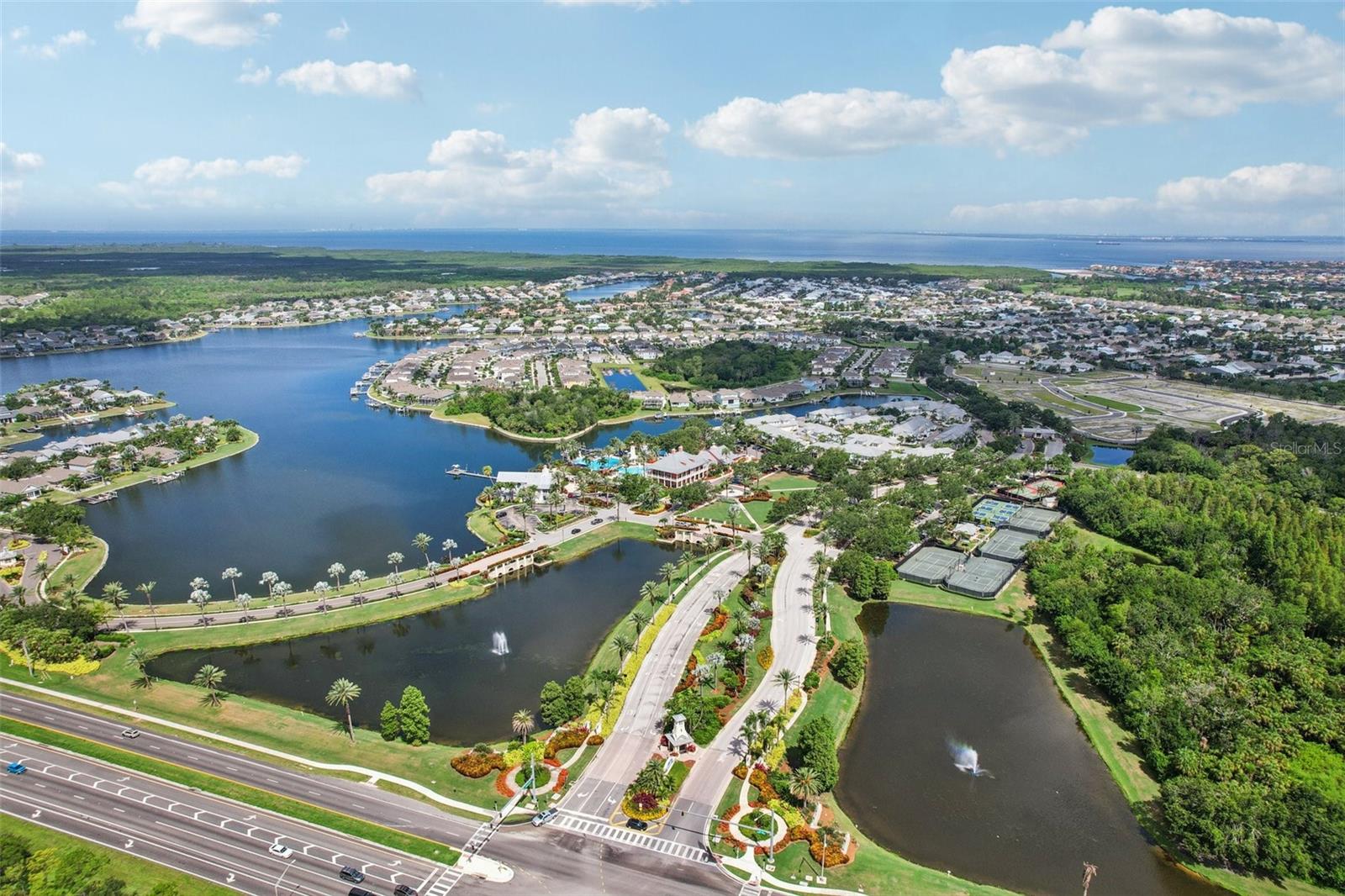 221 SUNSET CREST CT, APOLLO BEACH, FL, 33572