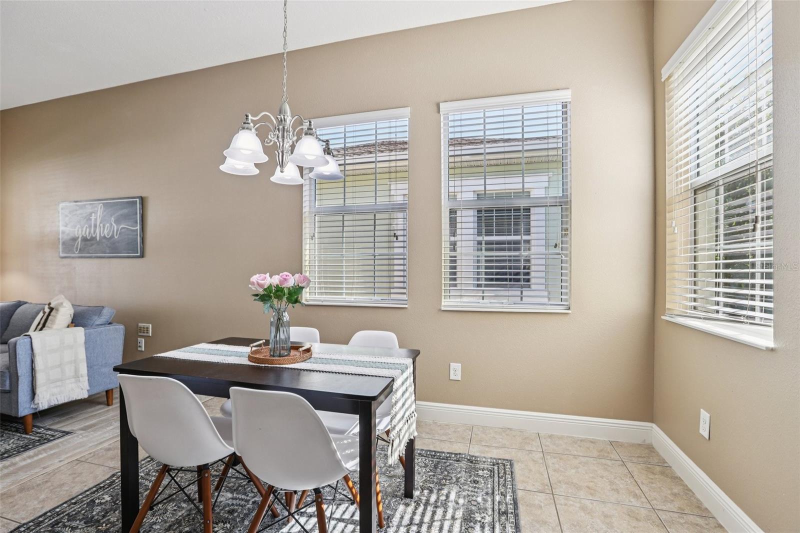 221 SUNSET CREST CT, APOLLO BEACH, FL, 33572