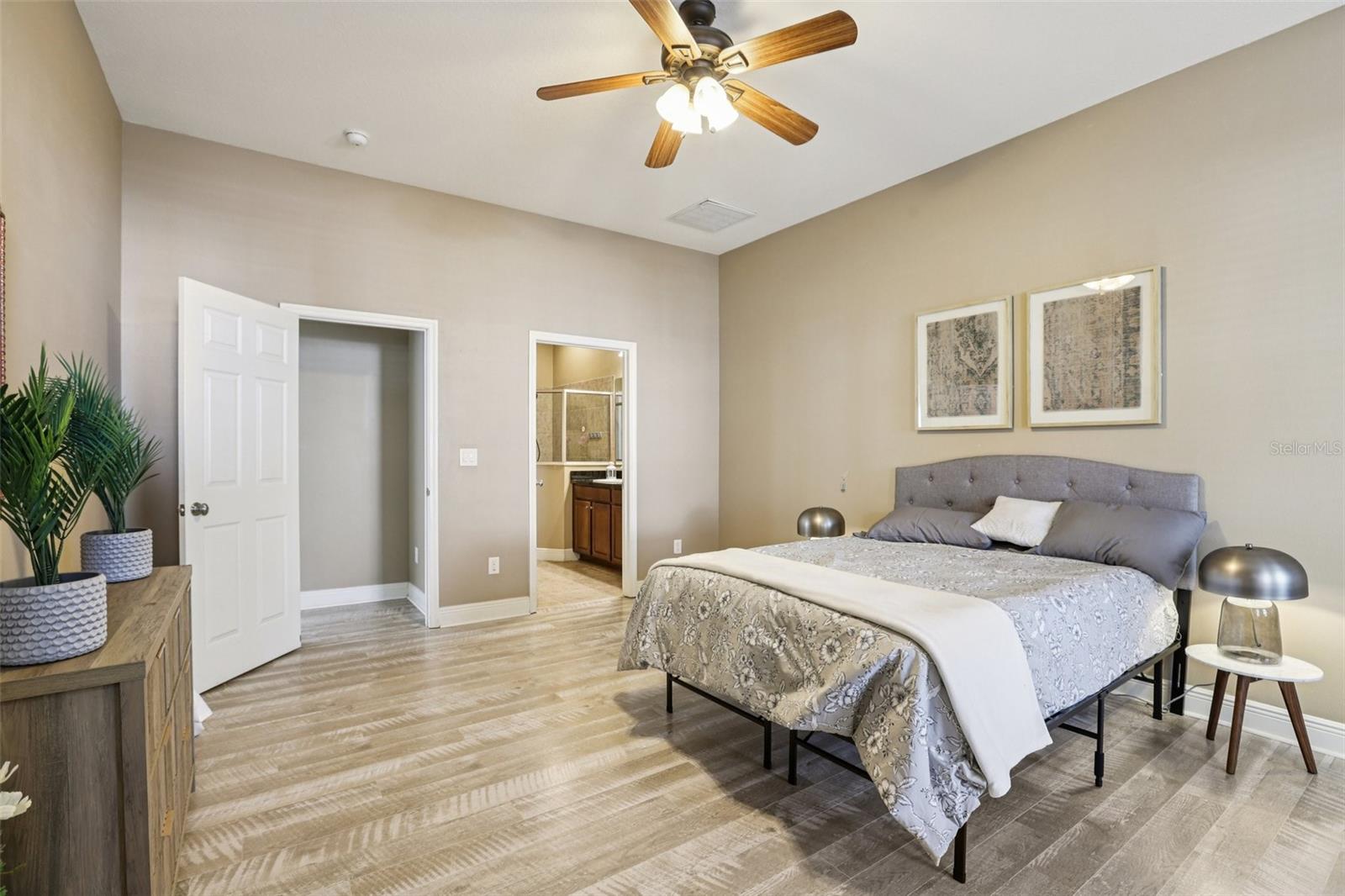 221 SUNSET CREST CT, APOLLO BEACH, FL, 33572