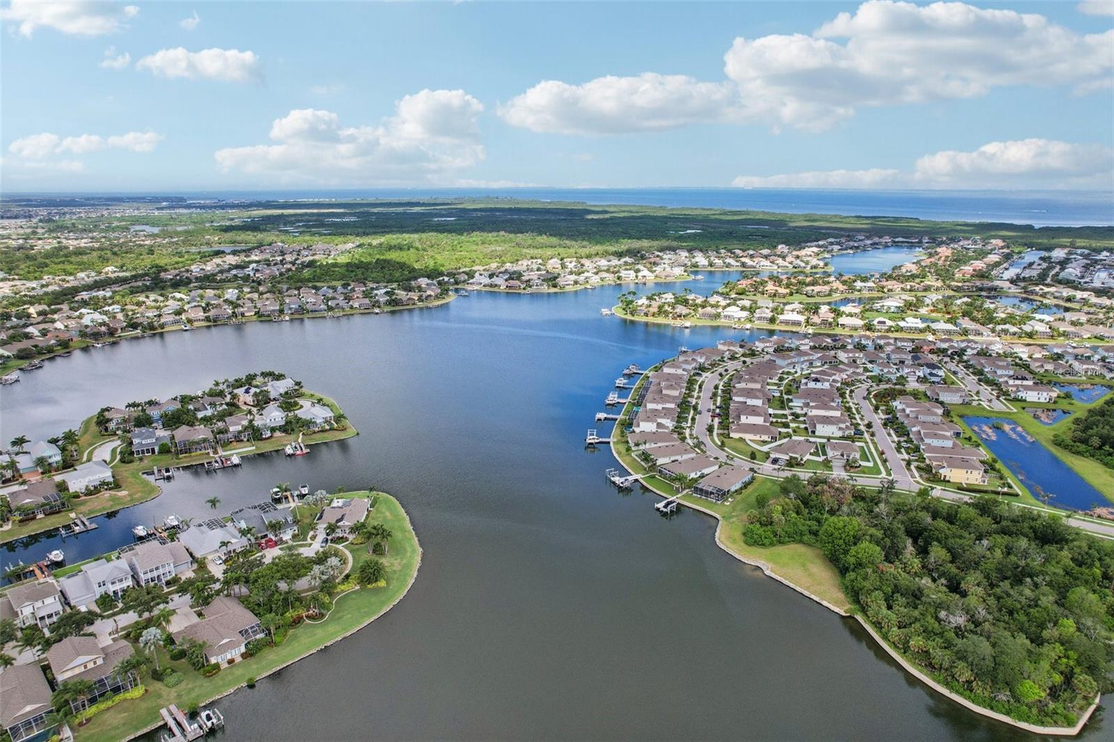 221 SUNSET CREST CT, APOLLO BEACH, FL, 33572