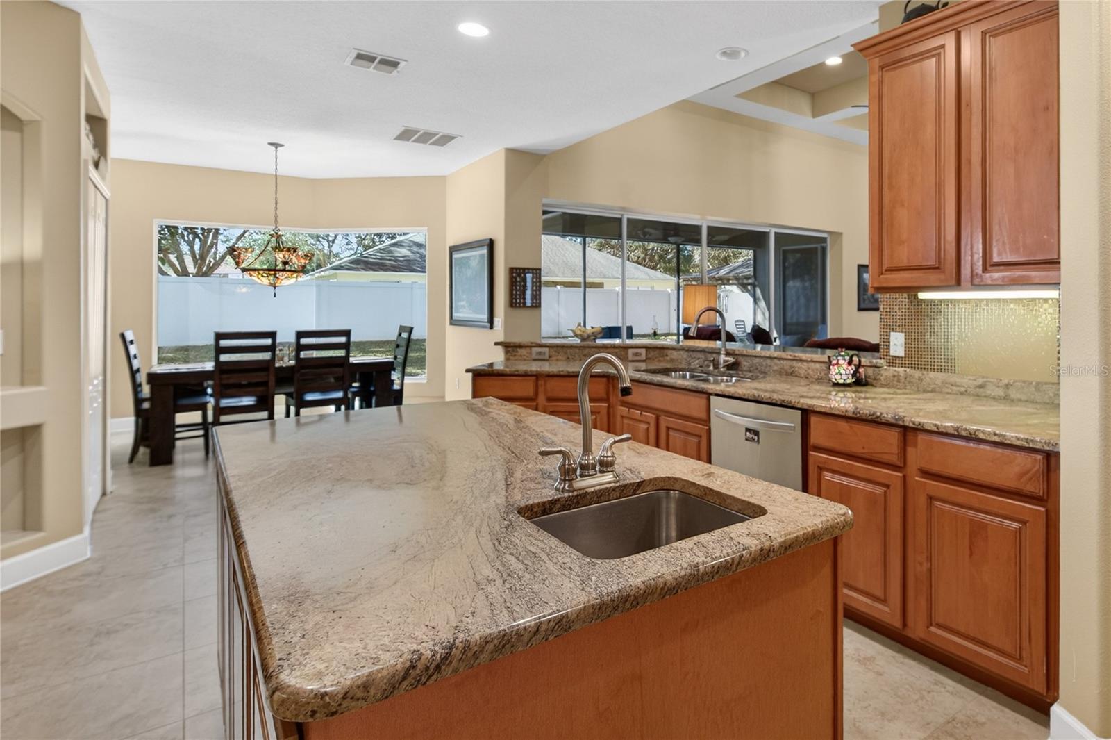 2431 PONKAN SUMMIT DR, APOPKA, FL, 32712