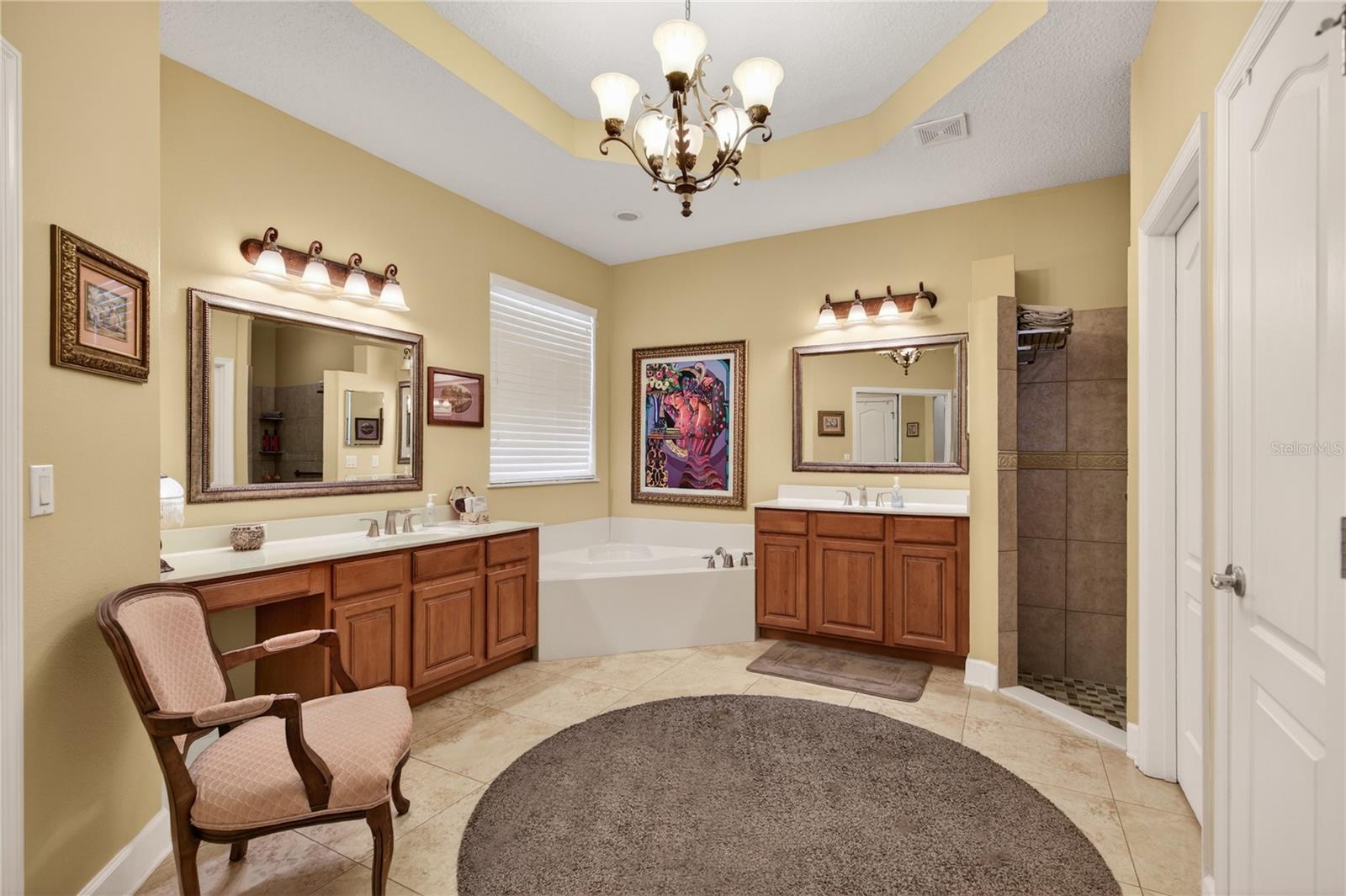 2431 PONKAN SUMMIT DR, APOPKA, FL, 32712