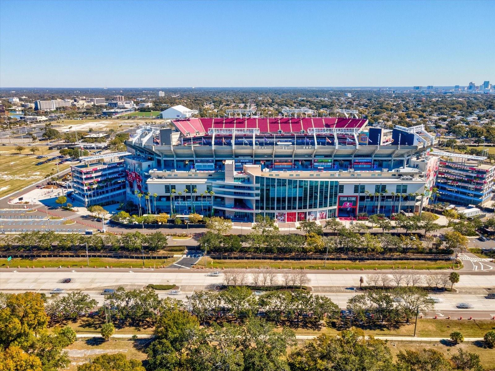 2107 W CHERRY ST, TAMPA, FL, 33607