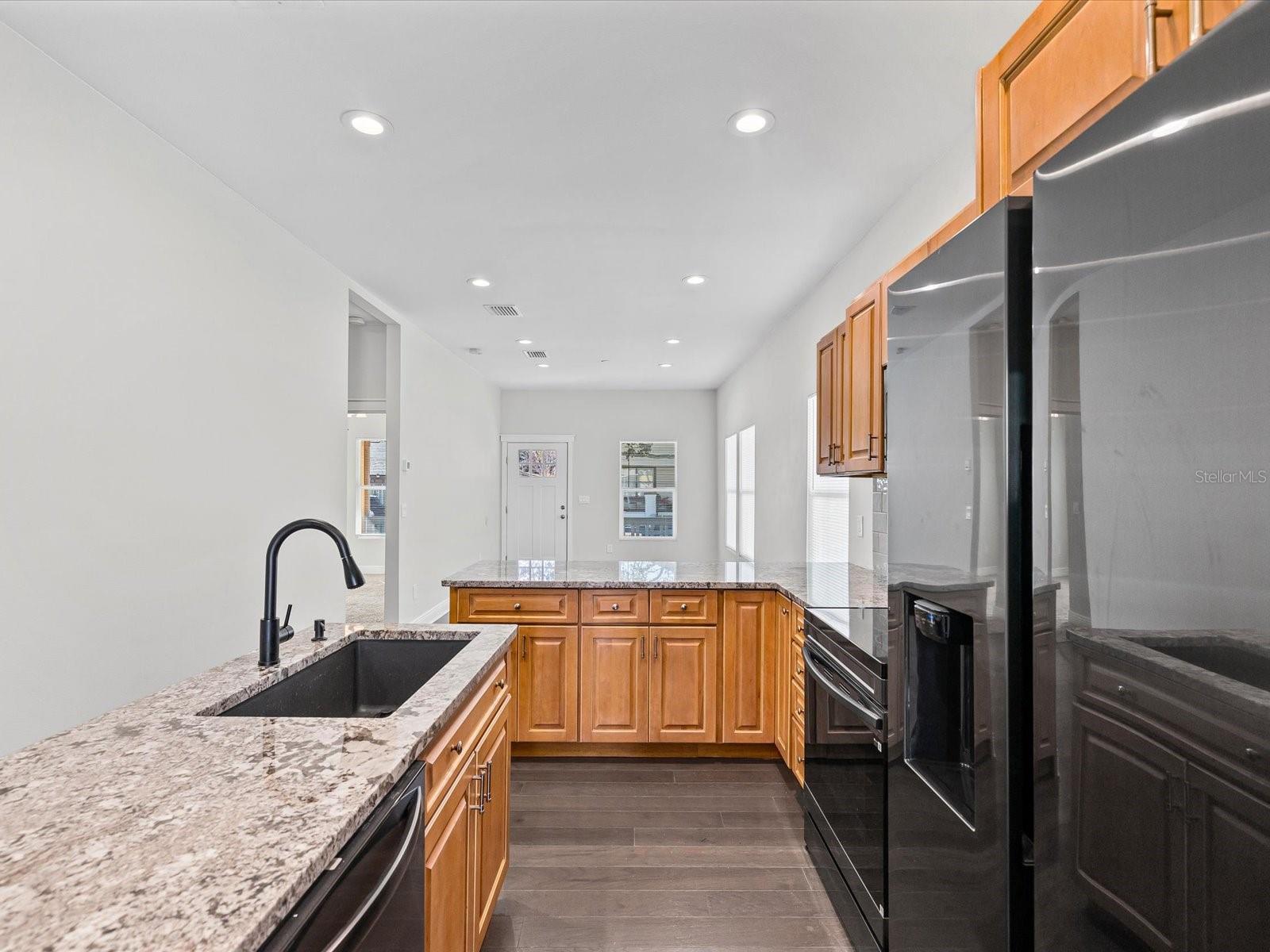 2107 W CHERRY ST, TAMPA, FL, 33607