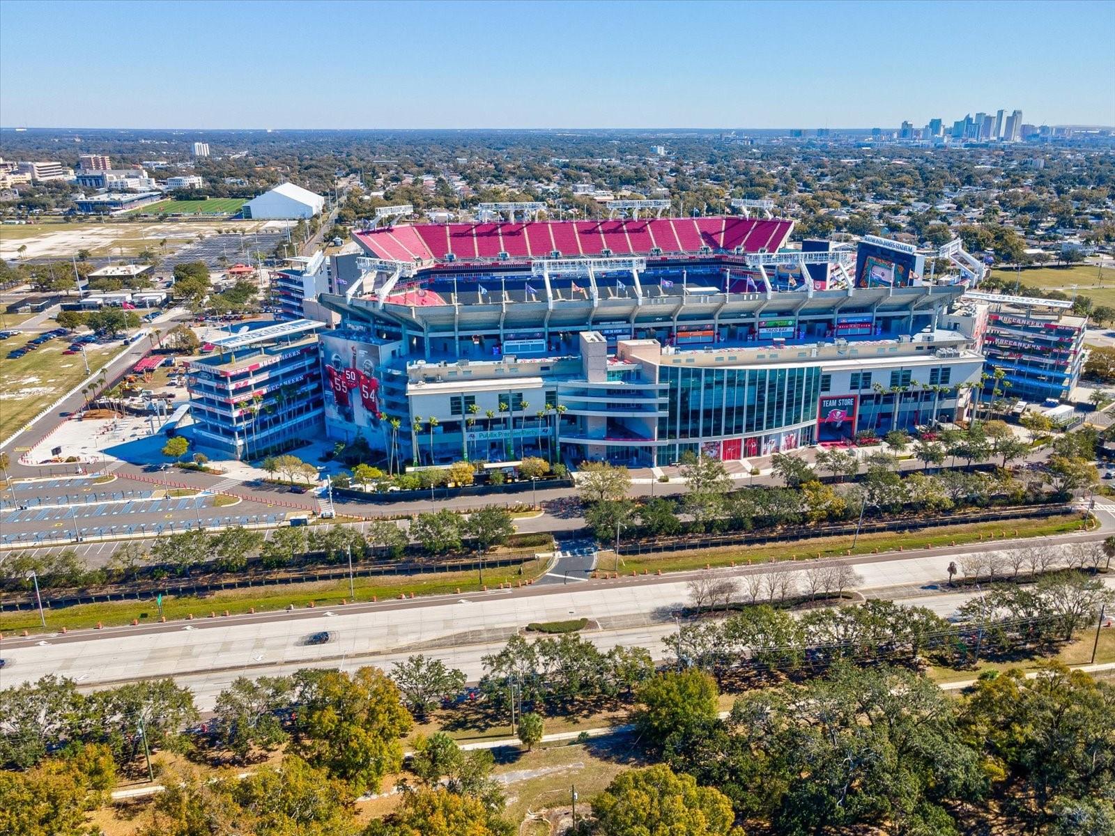 2107 W CHERRY ST, TAMPA, FL, 33607