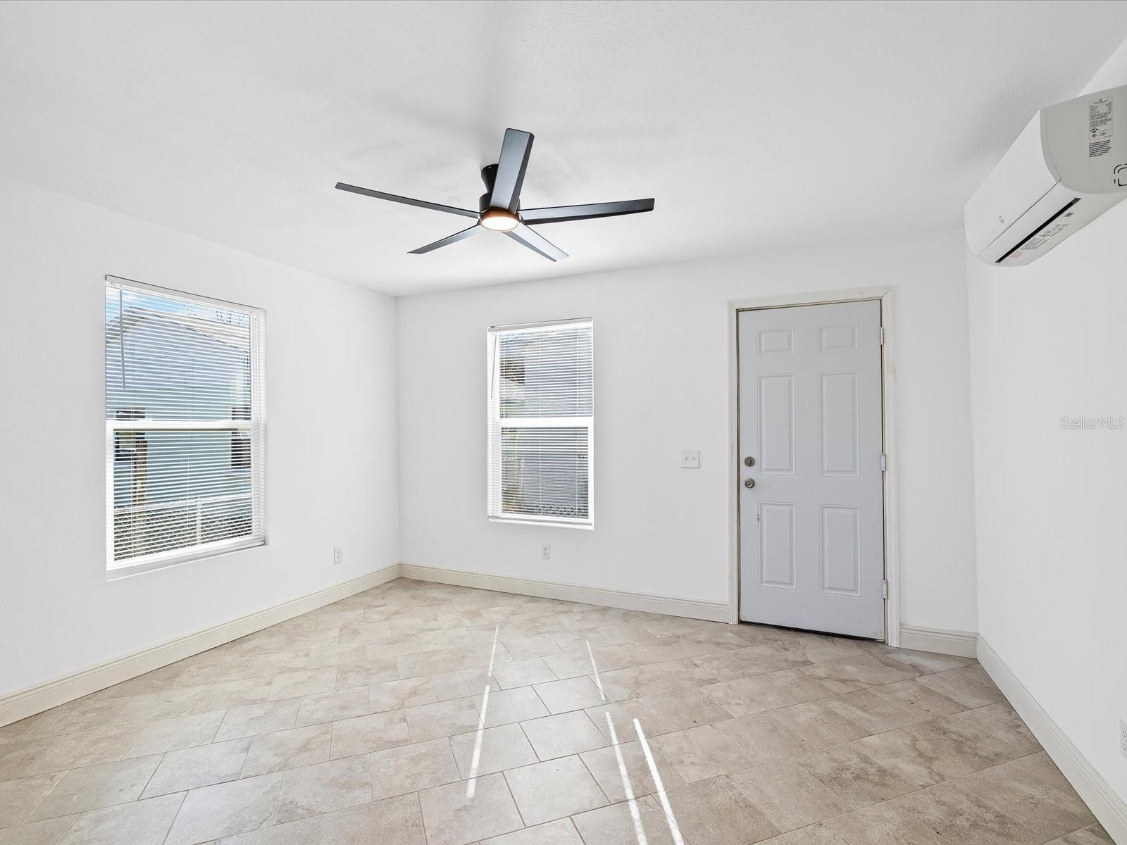 2107 W CHERRY ST, TAMPA, FL, 33607