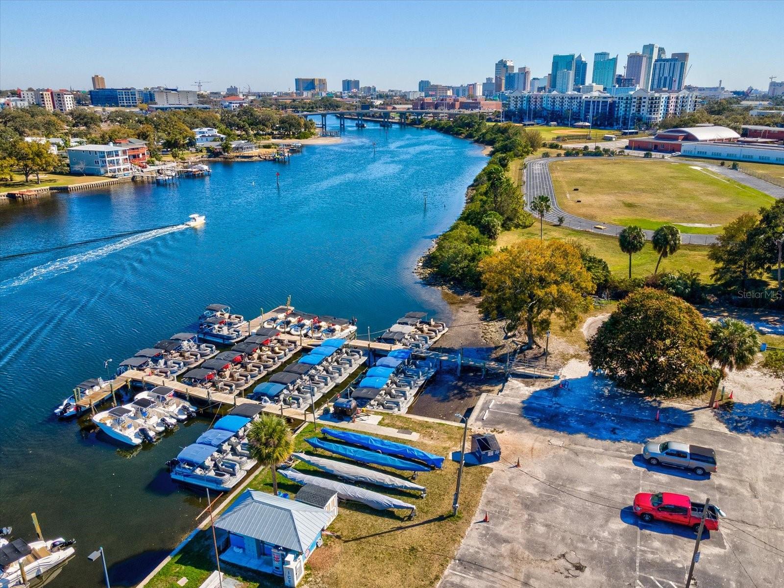 2107 W CHERRY ST, TAMPA, FL, 33607