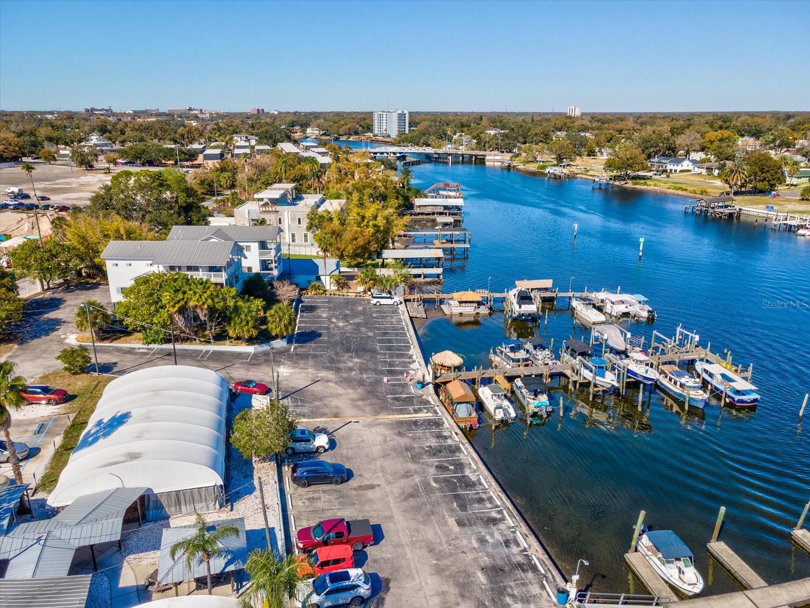 2107 W CHERRY ST, TAMPA, FL, 33607