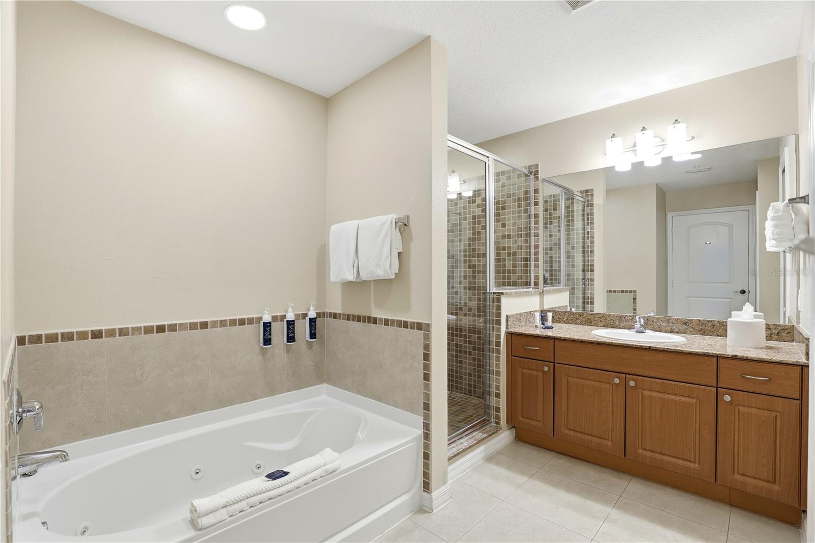 7395 UNIVERSAL BLVD #104, ORLANDO, FL, 32819