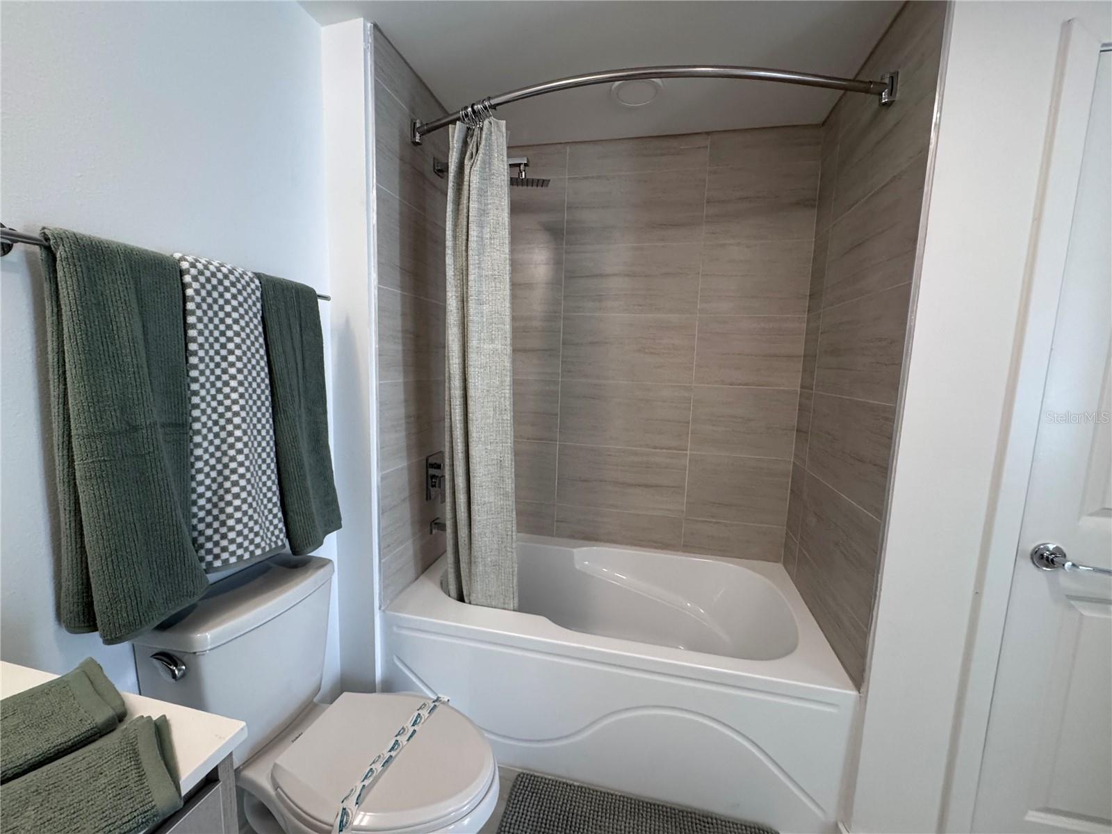 5587 MILLENIA PARK BLVD #112, ORLANDO, FL, 32839