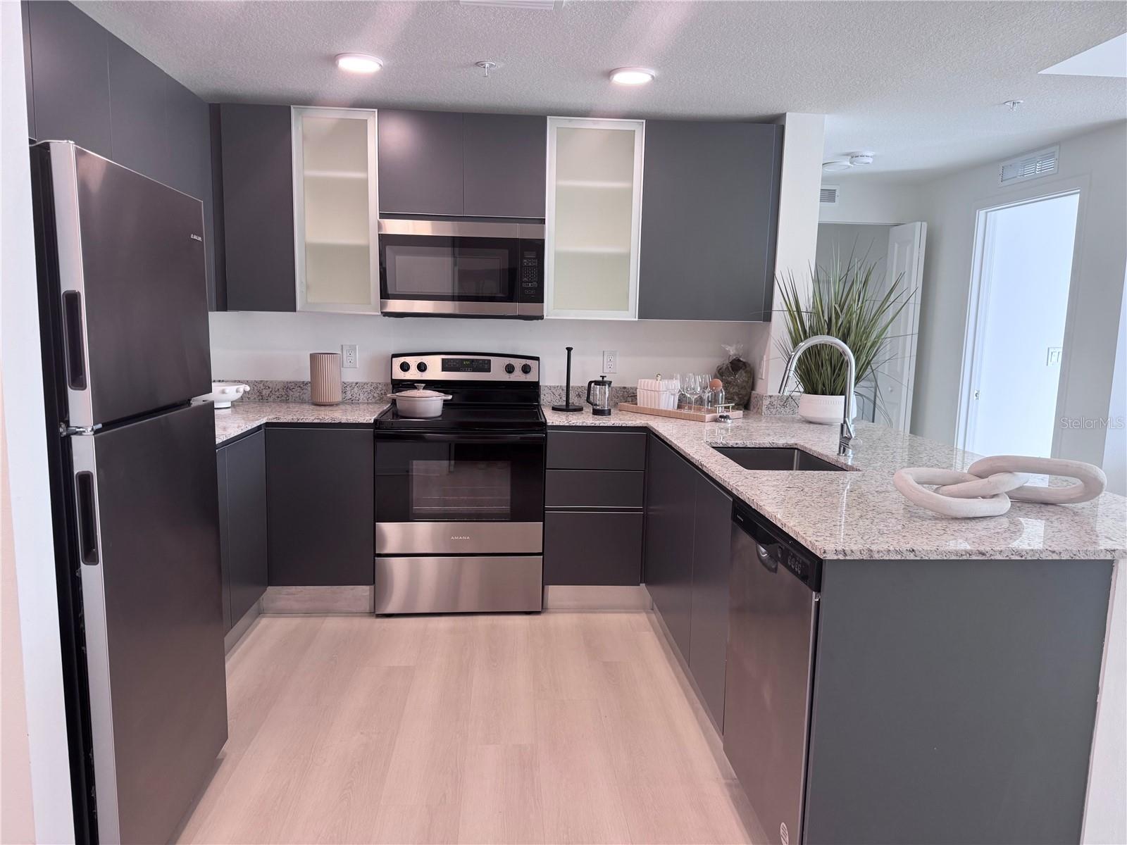 5587 MILLENIA PARK BLVD #112, ORLANDO, FL, 32839