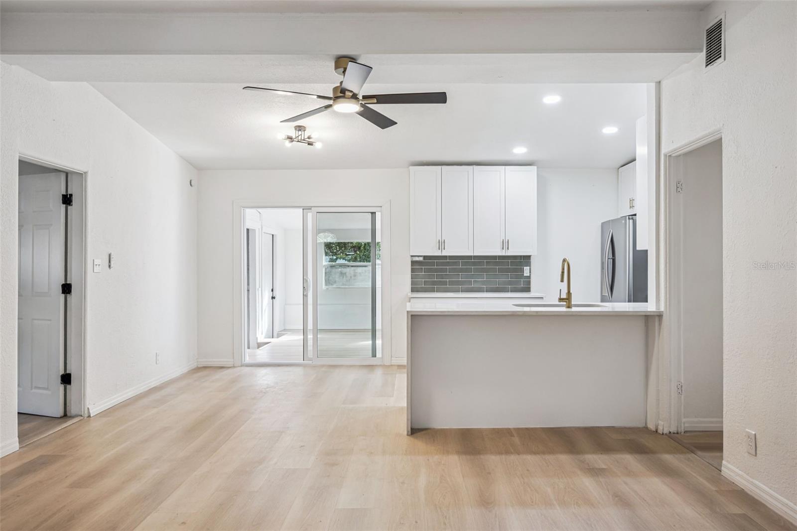 2827 S PARK AVE, SANFORD, FL, 32773