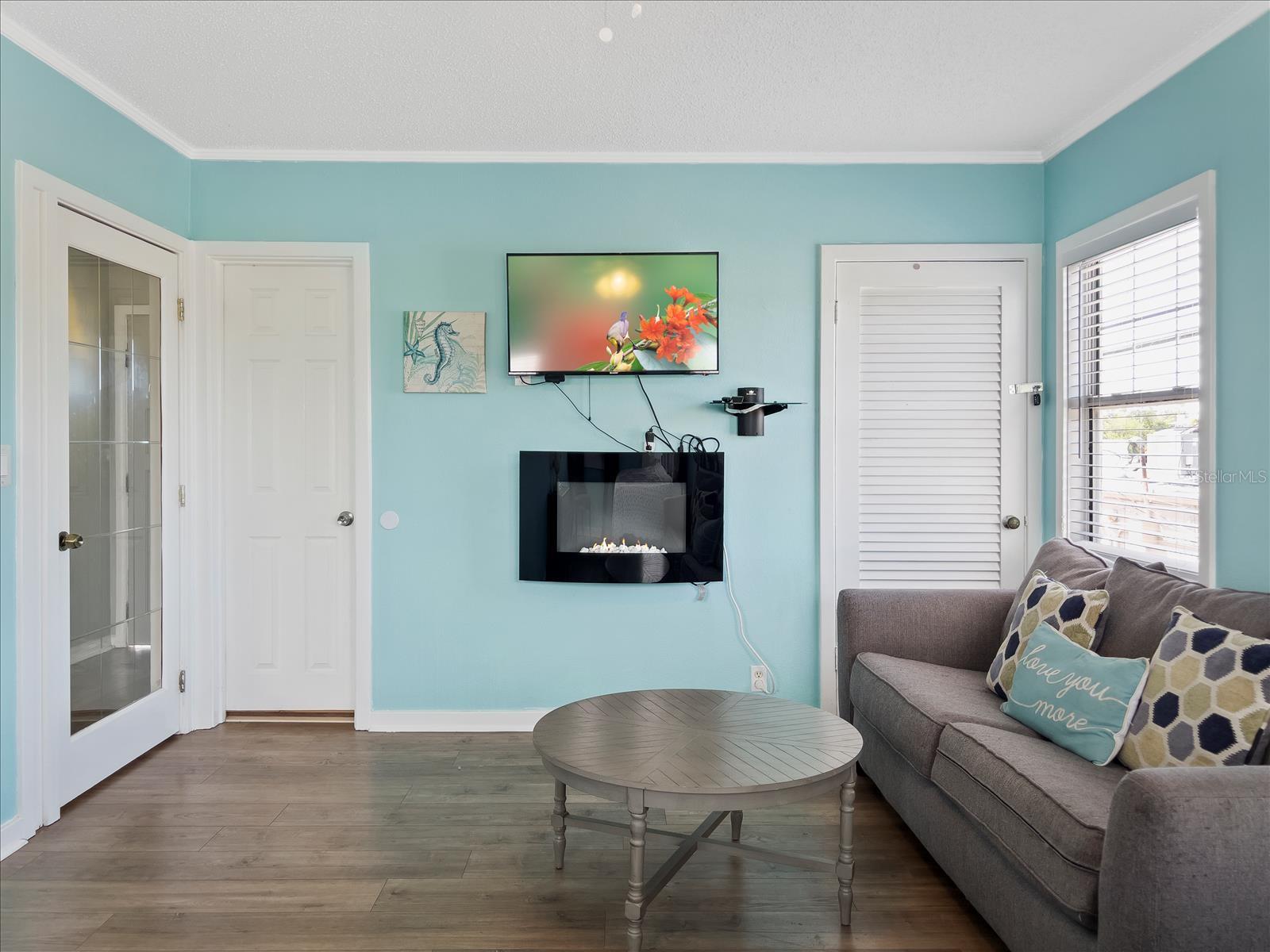 3801 1ST AVE S, ST PETERSBURG, FL, 33711