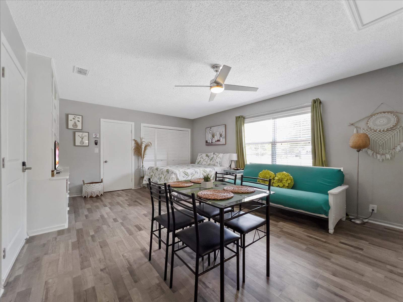 3801 1ST AVE S, ST PETERSBURG, FL, 33711