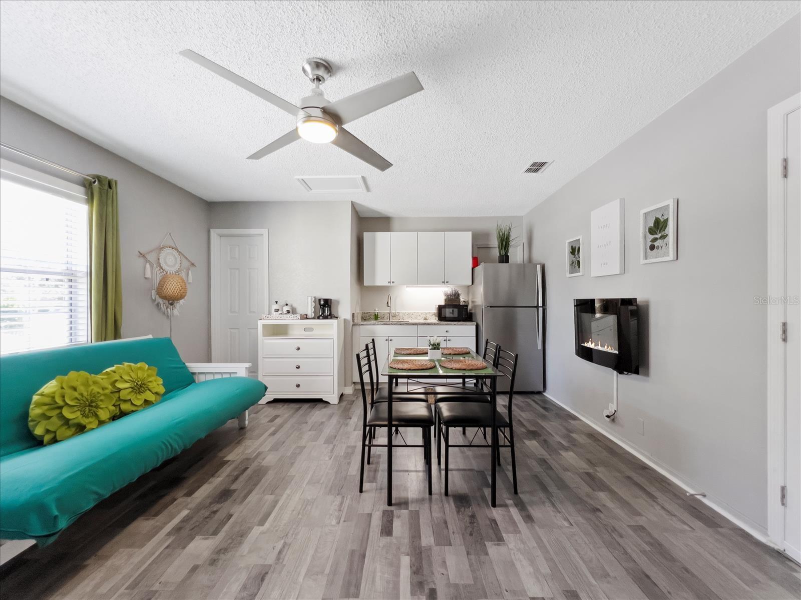 3801 1ST AVE S, ST PETERSBURG, FL, 33711