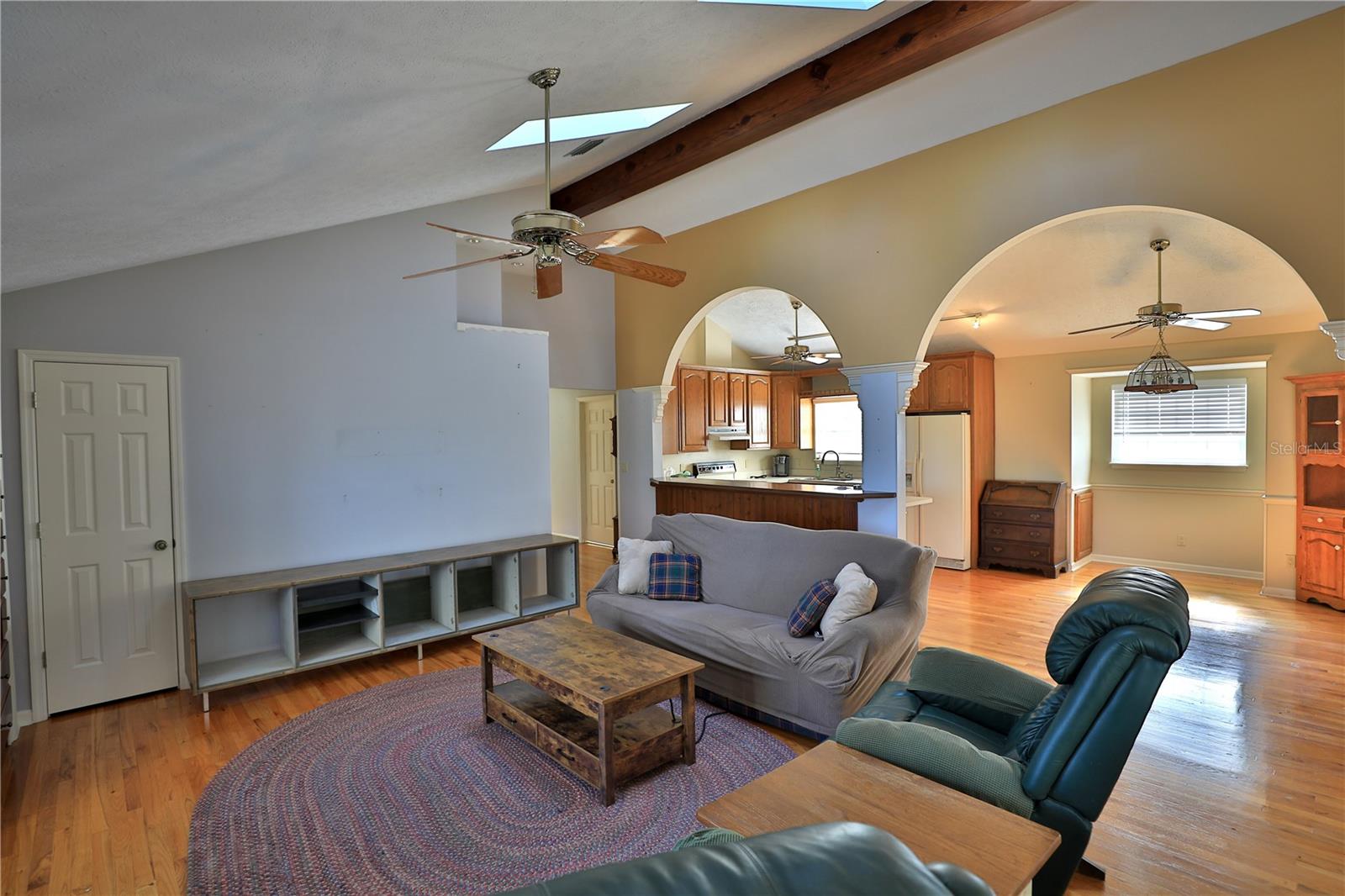 OM717740 Property Photo