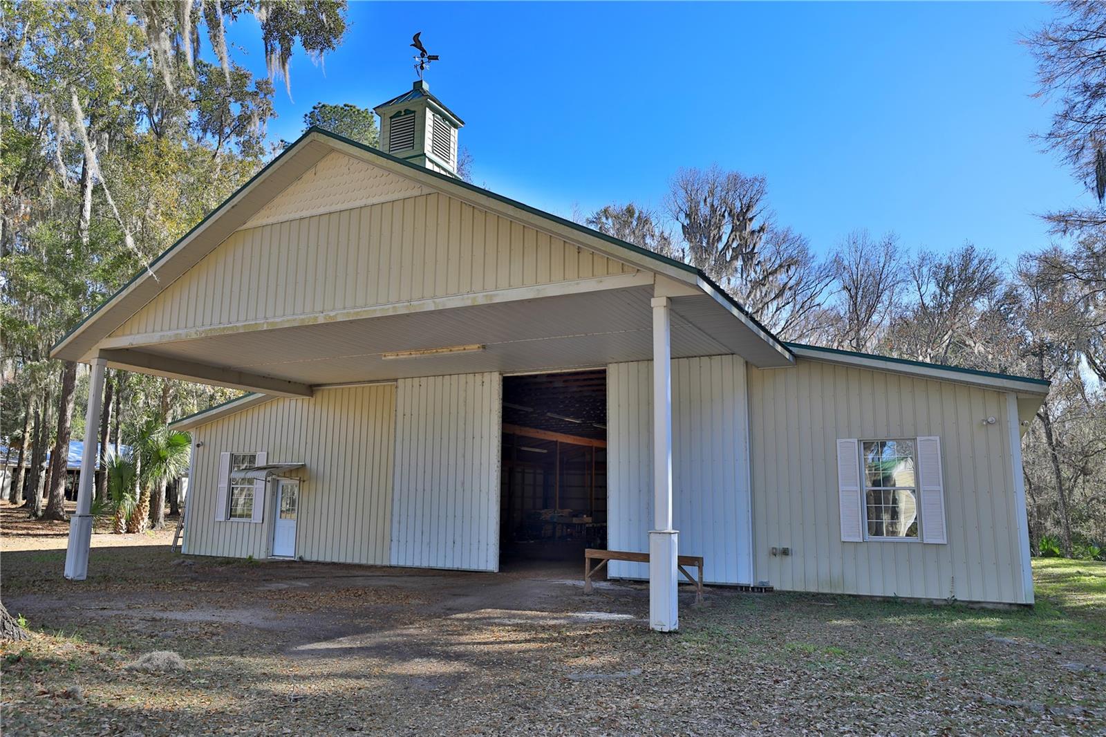 OM717740 Property Photo