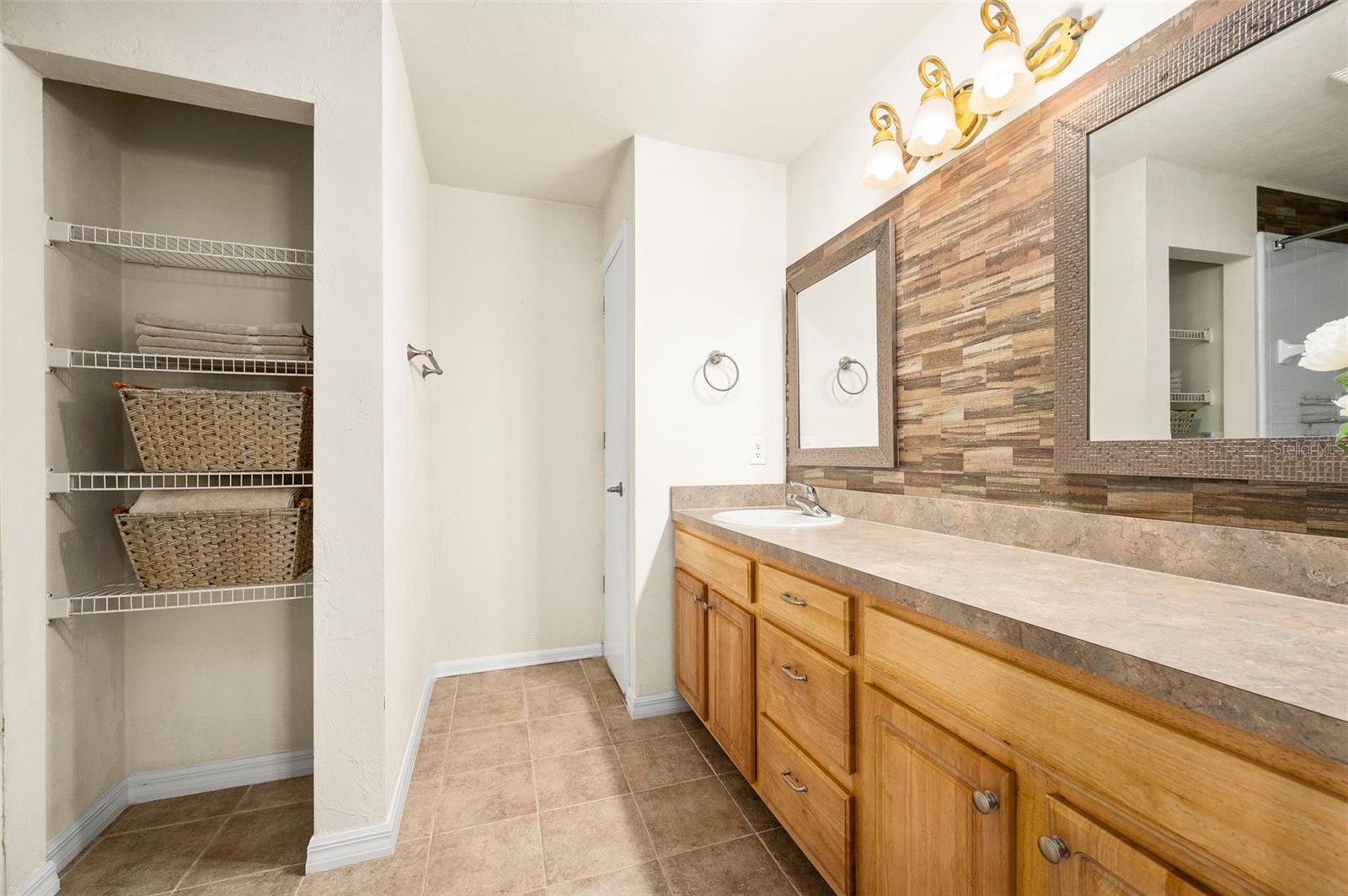 11550 NW 17TH PL, GAINESVILLE, FL, 32606