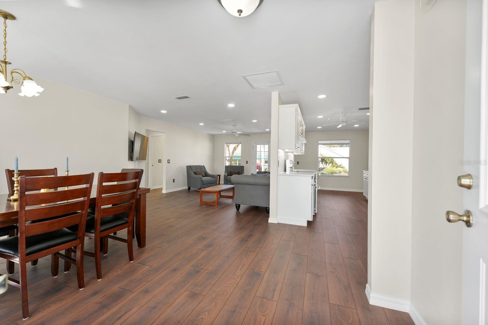 1601 CHAVEZ COURT, THE VILLAGES, FL, 32159