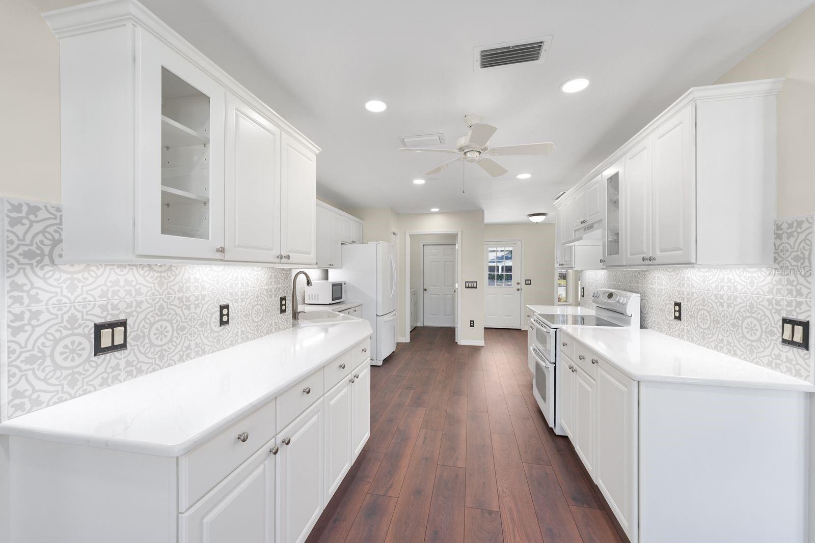 1601 CHAVEZ COURT, THE VILLAGES, FL, 32159